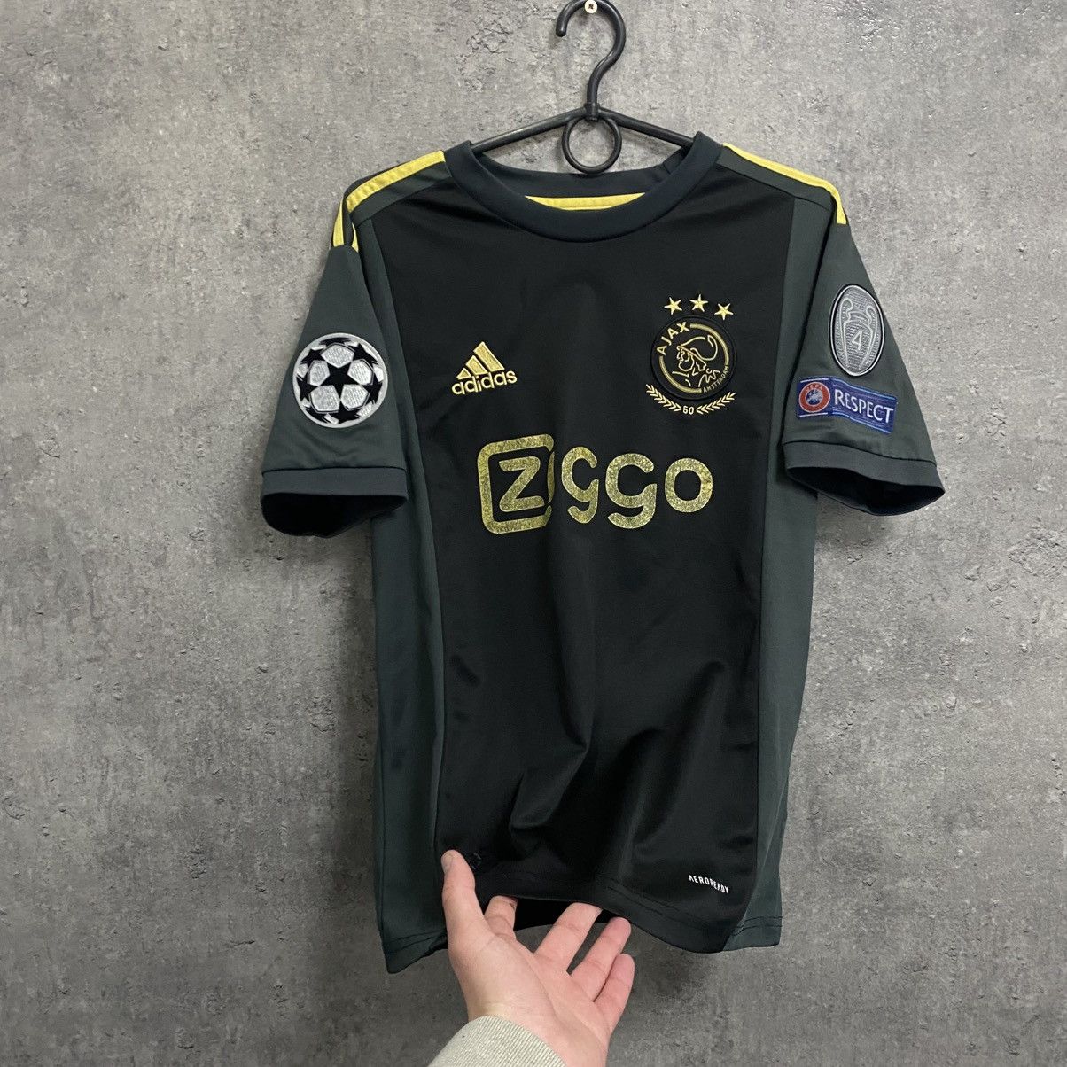 Adidas Ajax Bob Marley 2020-2021 Soccer Jersey Football Y2K Size US S / EU 44-46 / 1 - 2 Thumbnail