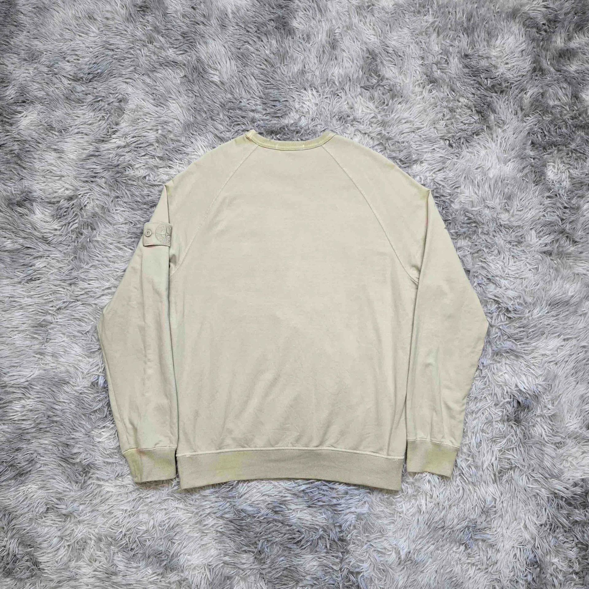 Stone Island stone island beige crew neck sweatshirt Size US M / EU 48-50 / 2 - 2 Thumbnail