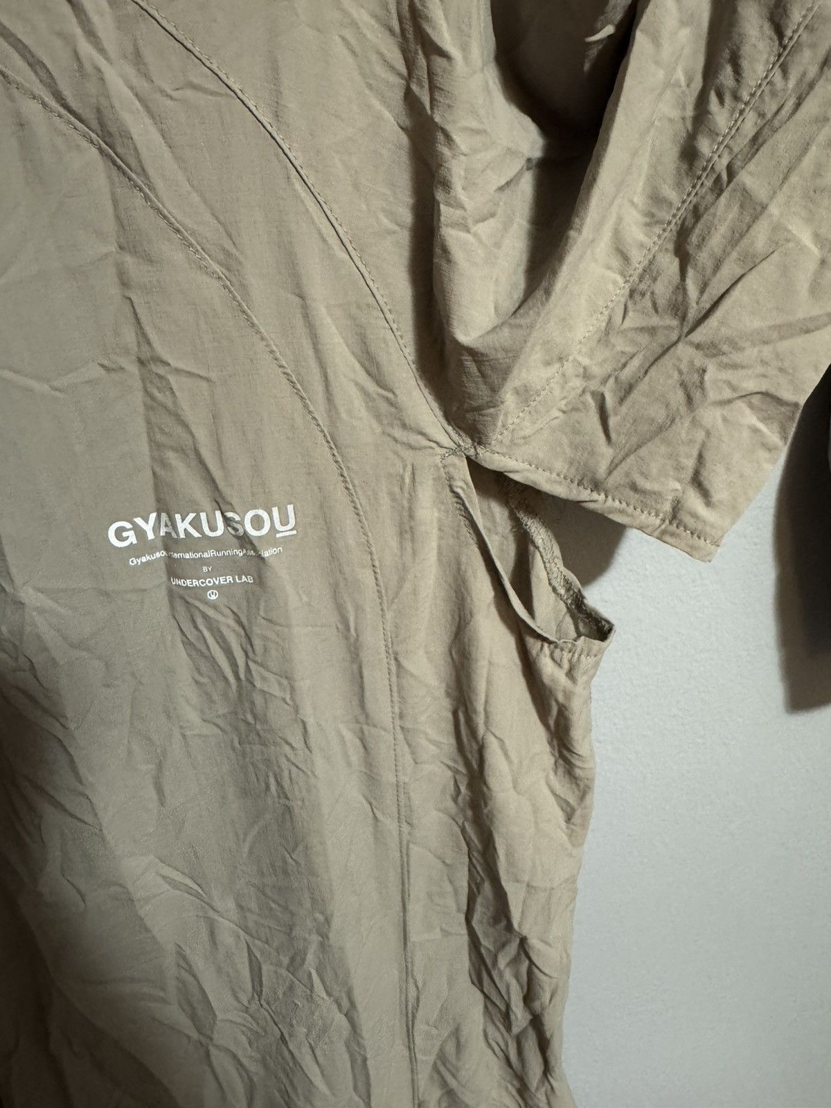 Gyakusou Gyakusou Foldable Running Hoodless Jacket Size US M / EU 48-50 / 2 - 10 Thumbnail