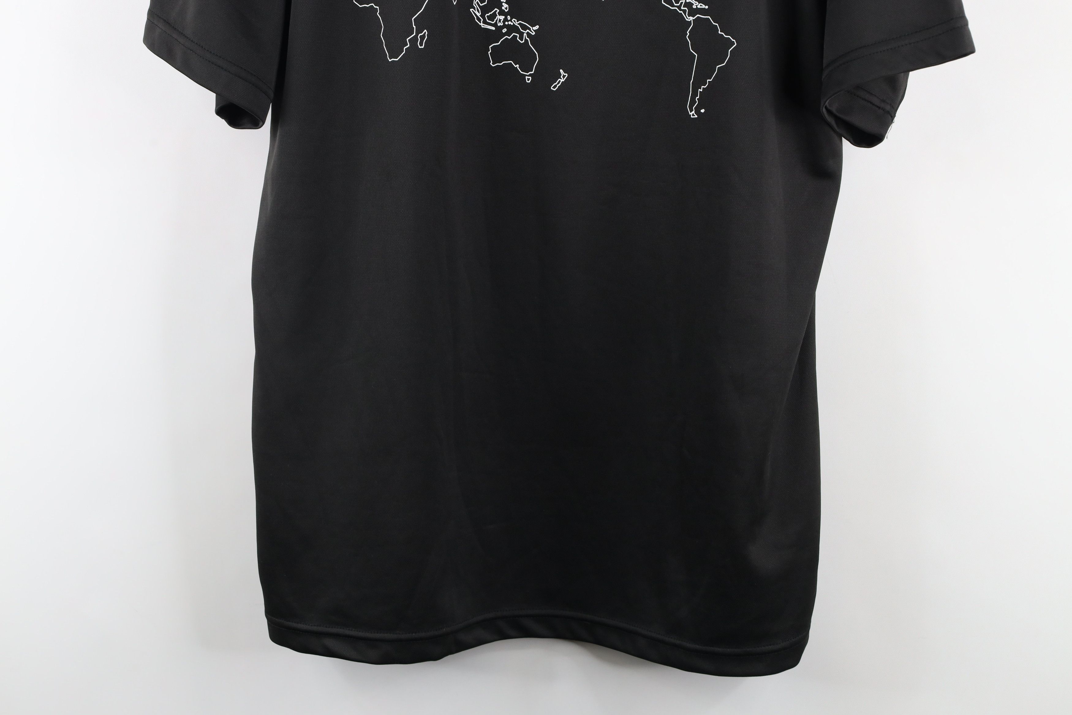 Le Coq Sportif × Vintage Vintage le coq sportif Marque Des Champions Soccer T-Shirt Size US L / EU 52-54 / 3 - 3 Thumbnail