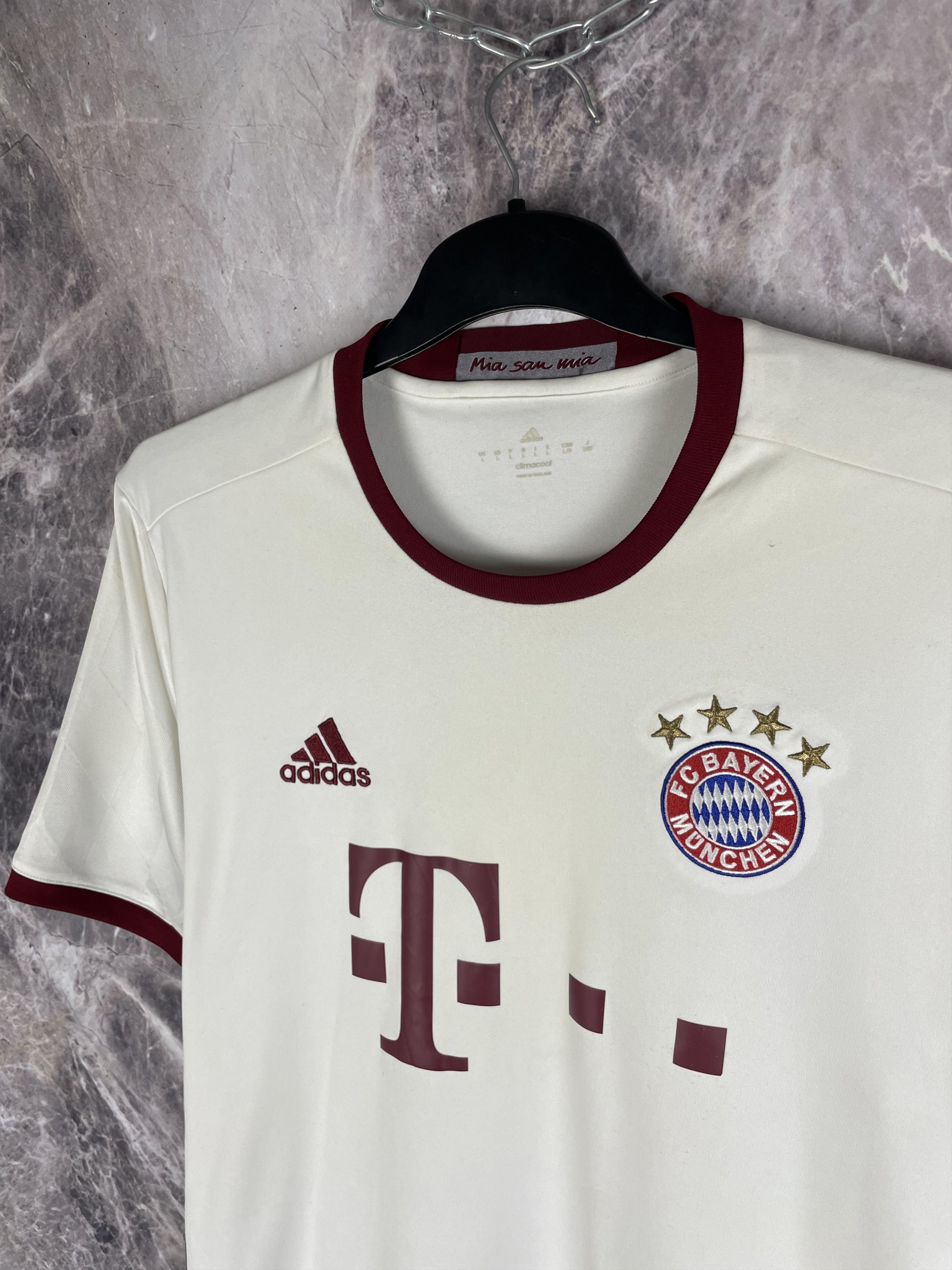 Adidas Adidas Y2K Bayern Munchen 2016 Soccer Blokecore Jersey Size US L / EU 52-54 / 3 - 5 Thumbnail