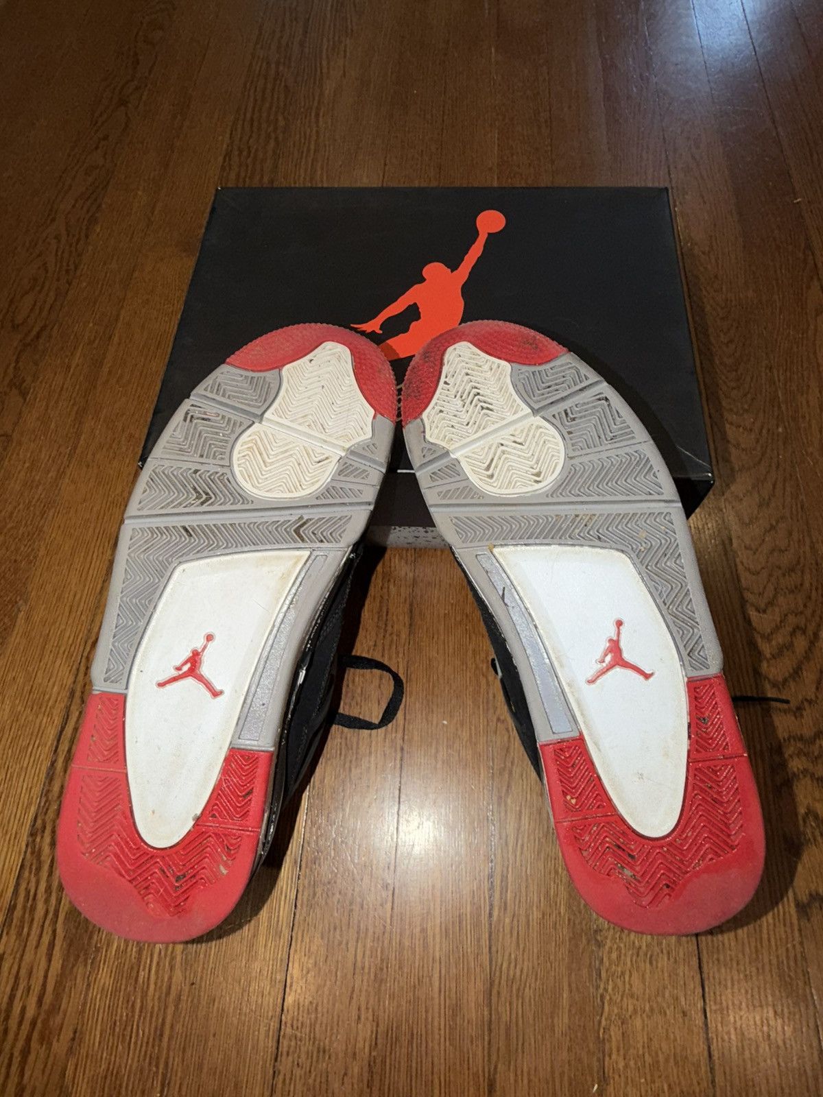 Nike Nike Air Jordan 4 Retro - Red/Black Size US 10.5 / EU 43-44 - 5 Thumbnail