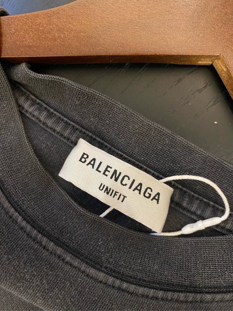 Balenciaga Balenciaga Cover rubber strip logo washed and made old sho Size US L / EU 52-54 / 3 - 4 Thumbnail