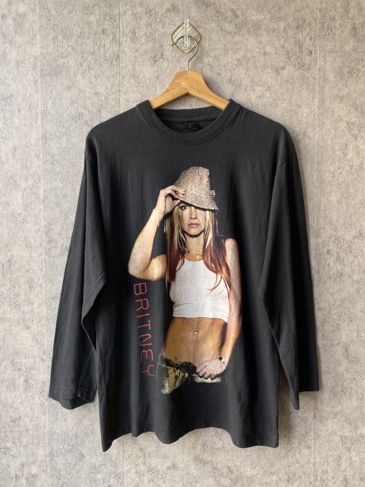 Band Tees 2000s Britney Spears Long Sleeves Size US M / EU 48-50 / 2 - 1 Thumbnail
