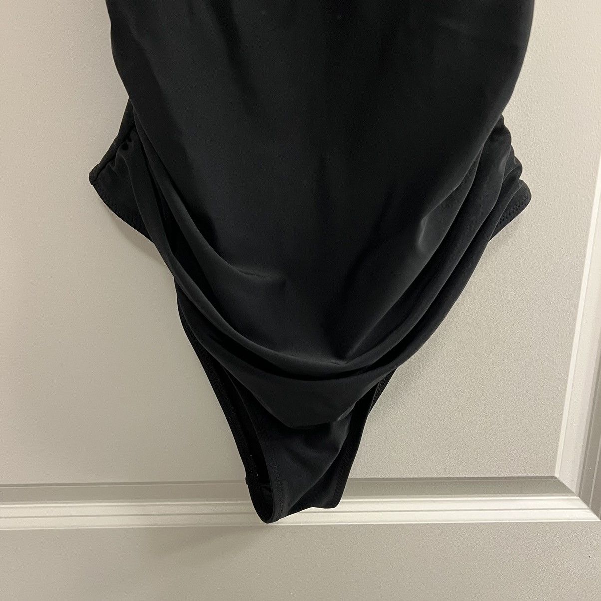Other Unbranded Ruffle Plunge One-Piece Swimsuit Black High Cut Size ONE SIZE - 3 Thumbnail