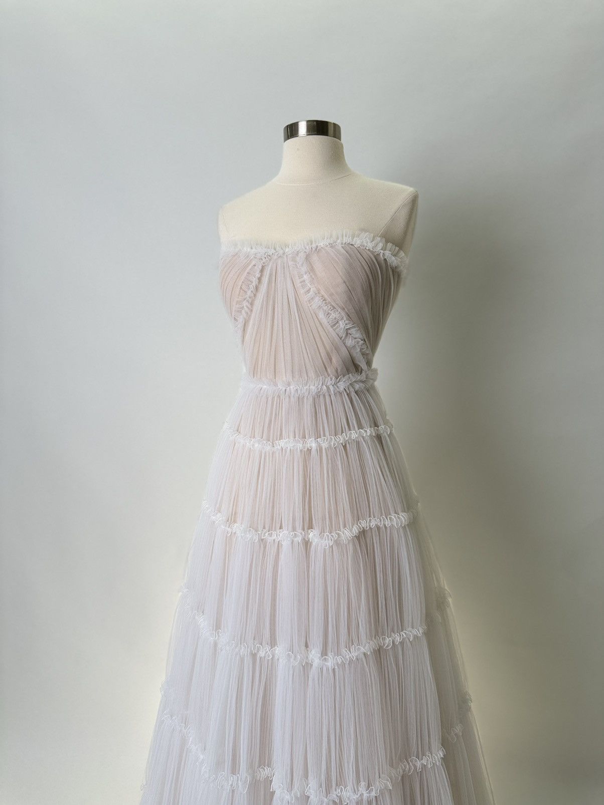 Other Brand New US 4 Anna Augusta Evening Dress with Nude Lining Size S / US 4 / IT 40 - 6 Thumbnail