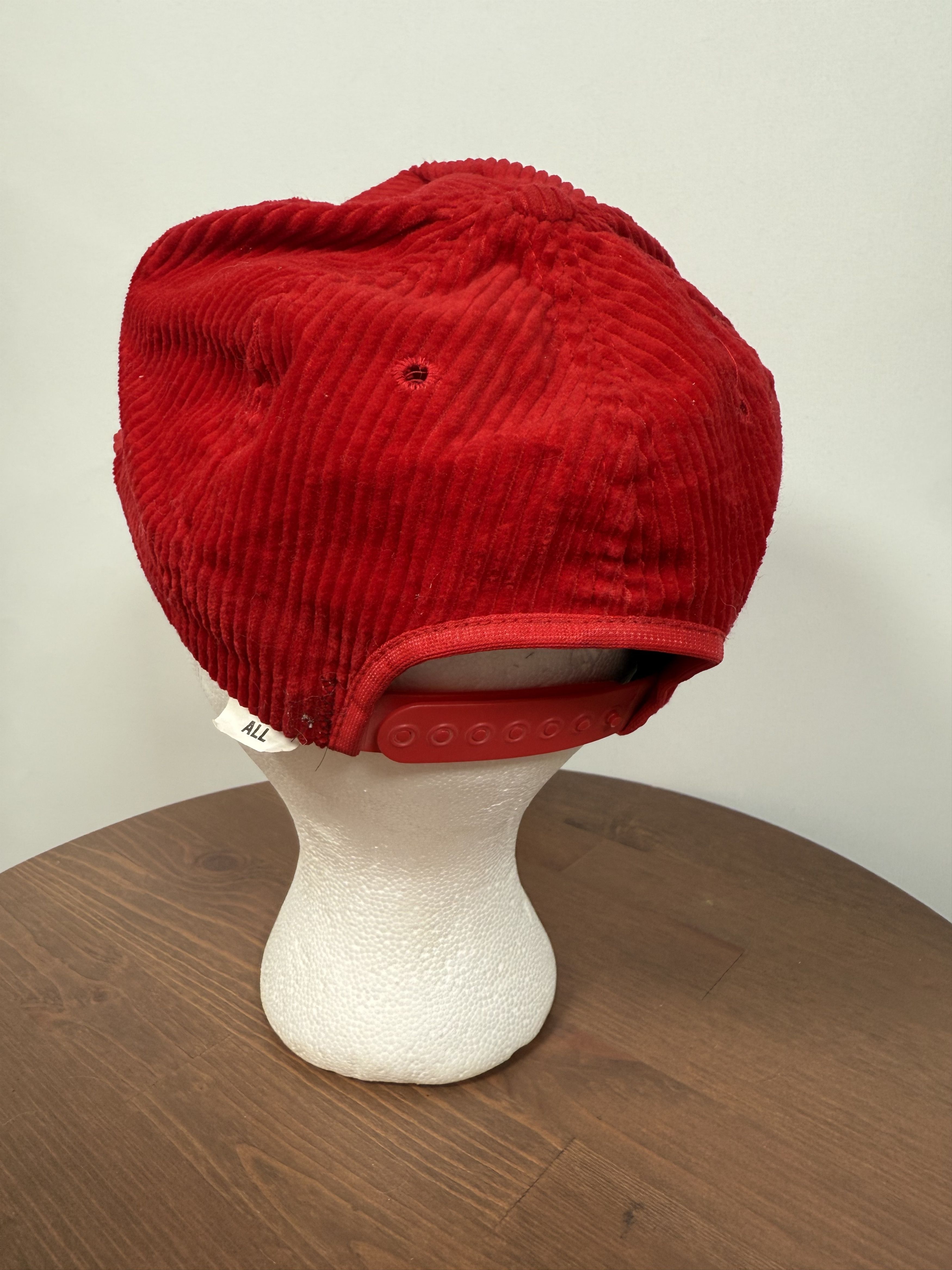 Vintage Vintage The Great White Mountain Loon Corduroy Trucker Hat Size ONE SIZE - 3 Thumbnail