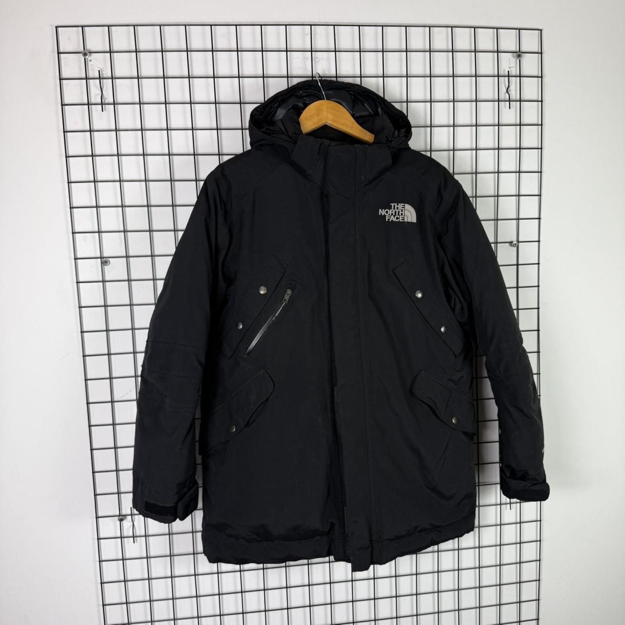 The North Face The North Face Parka Jacket Black Mens Jacket Size US L / EU 52-54 / 3 - 3 Thumbnail