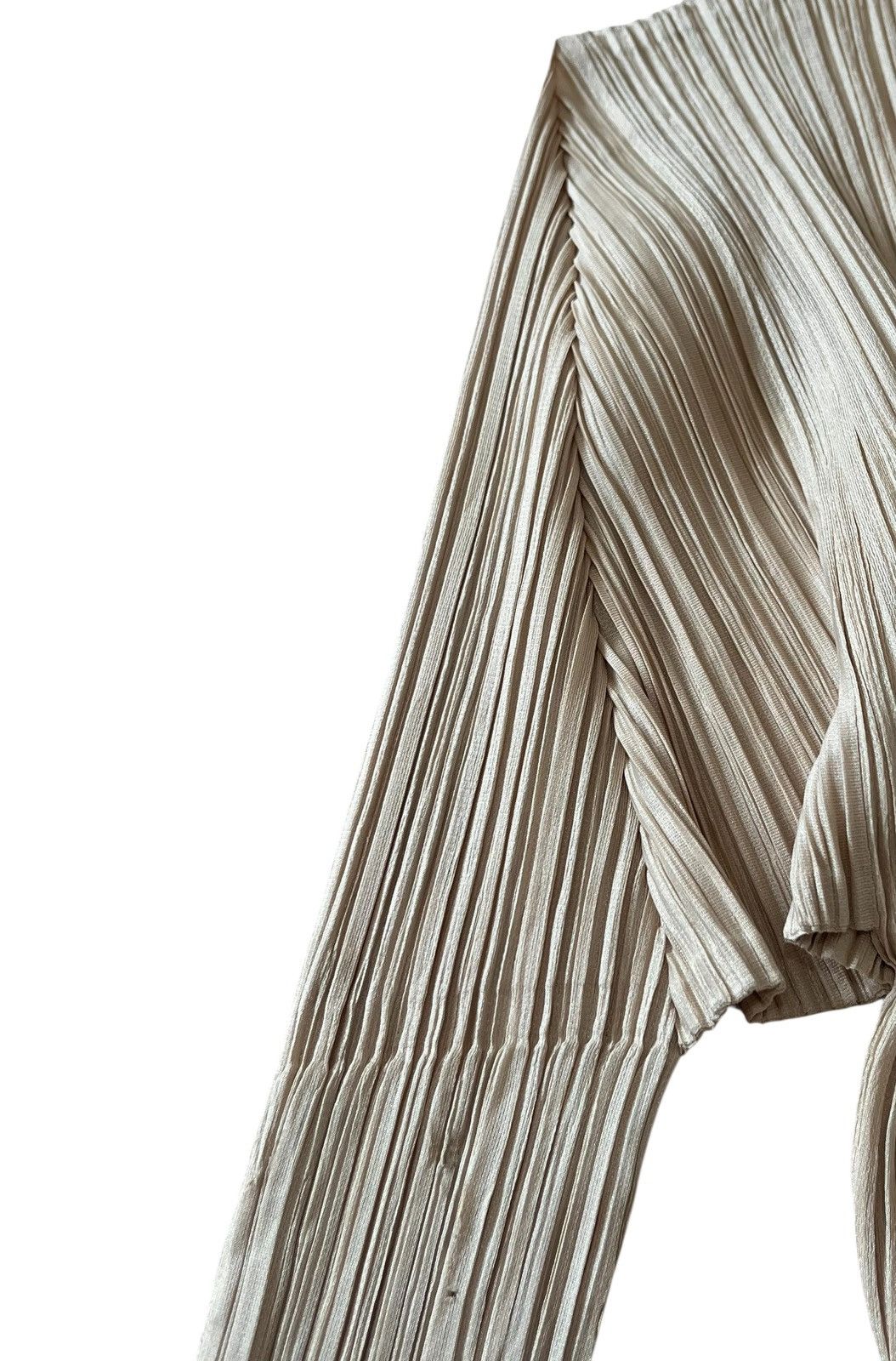 Pleats Please Issey Miyake TAX FREE 🇺🇸 issey miyake pleats please cream cardigan Size S / US 4 / IT 40 - 3 Thumbnail