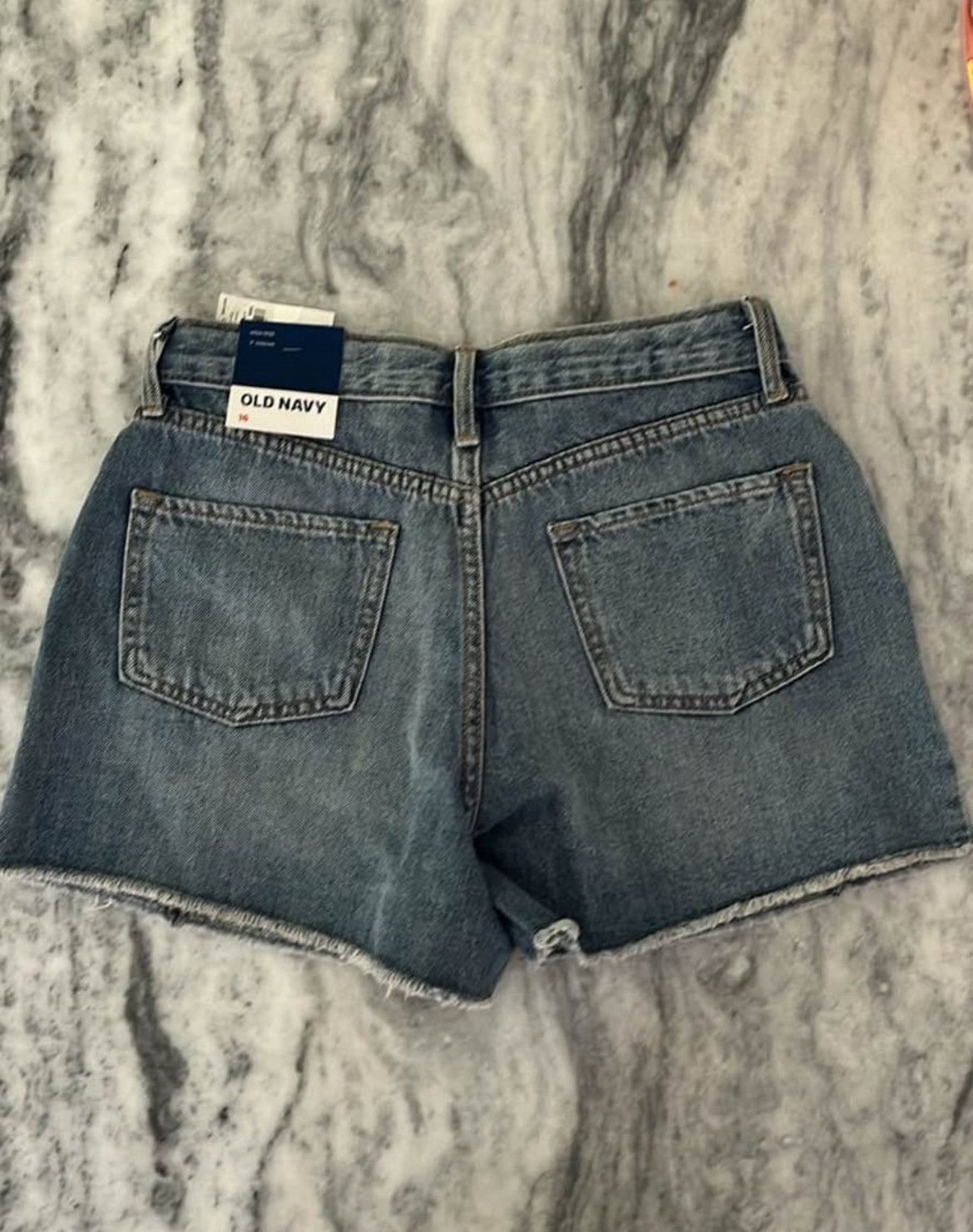 Old Navy NEW! Old Navy shorts (adjustable waist) Size 26" / US 2 / IT 38 - 2 Thumbnail