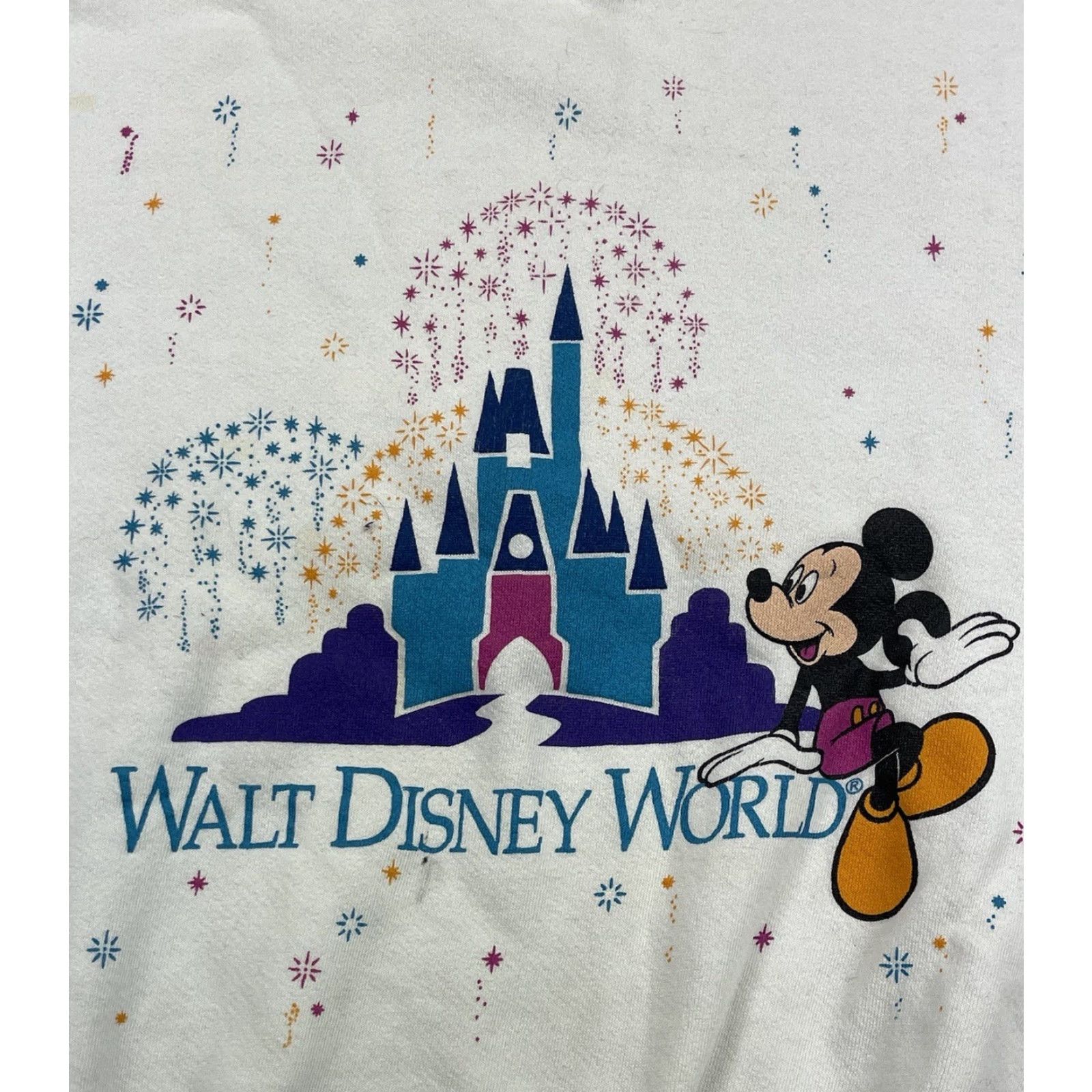 Disney VINTAGE Disney Mickey Magic Kingdom Epcot Crewneck Sweatshirt Mens Sz L USA Shirt Size US L / EU 52-54 / 3 - 2 Thumbnail