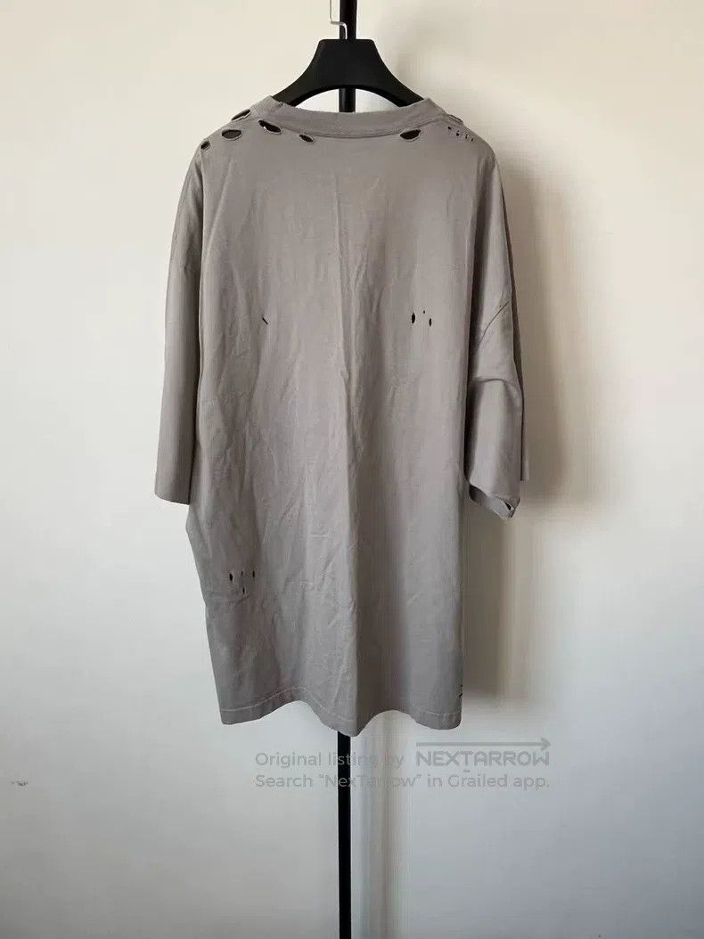 Balenciaga Balenciaga Solid color letter print ripped round neck shor Size US XXS / EU 40 - 2 Thumbnail