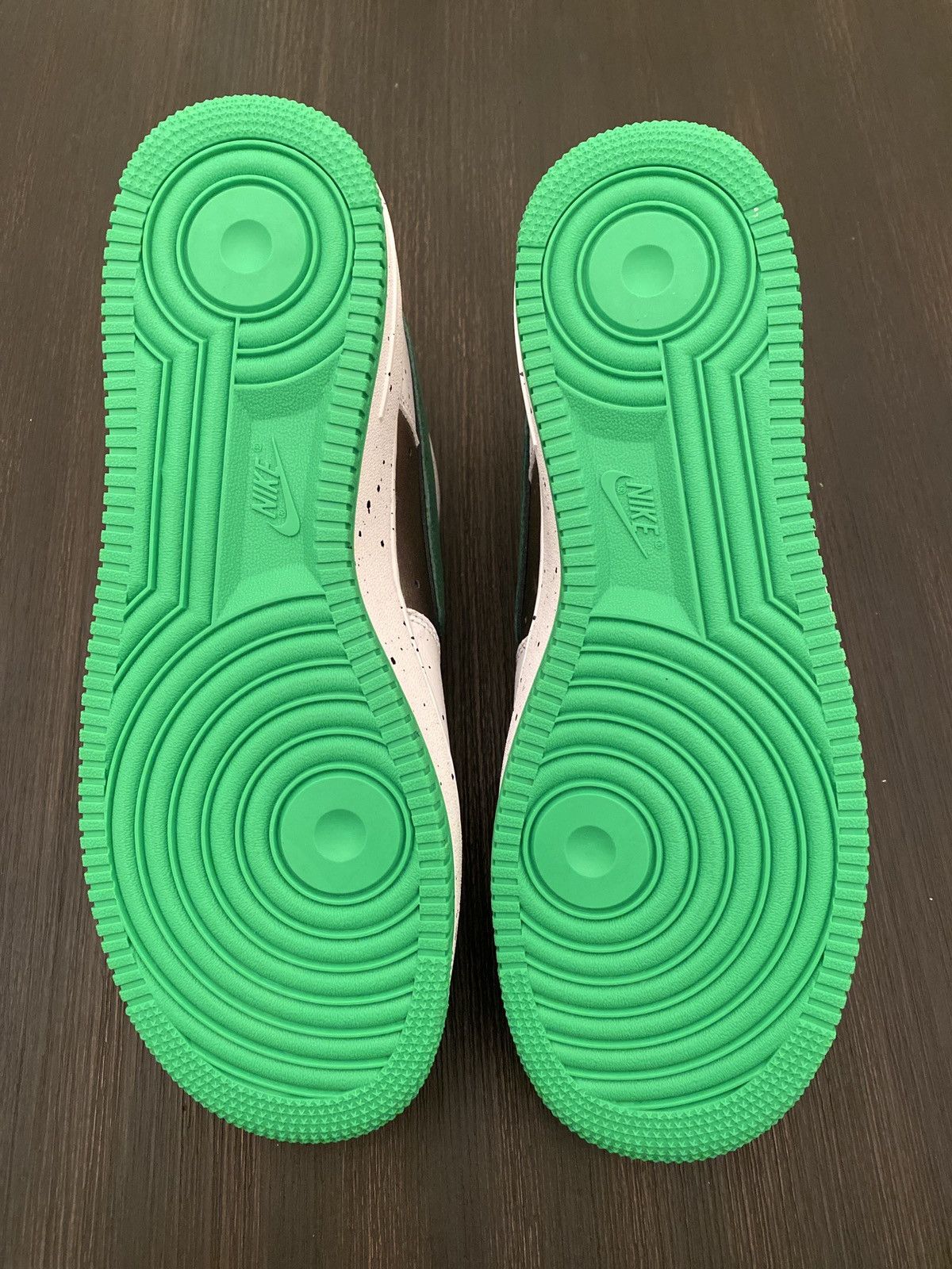 Nike Nike Air Force 1 DOAF Oregon Ducks “Egg Or Duck” PE Size 12 Size US 12 / EU 45 - 6 Thumbnail