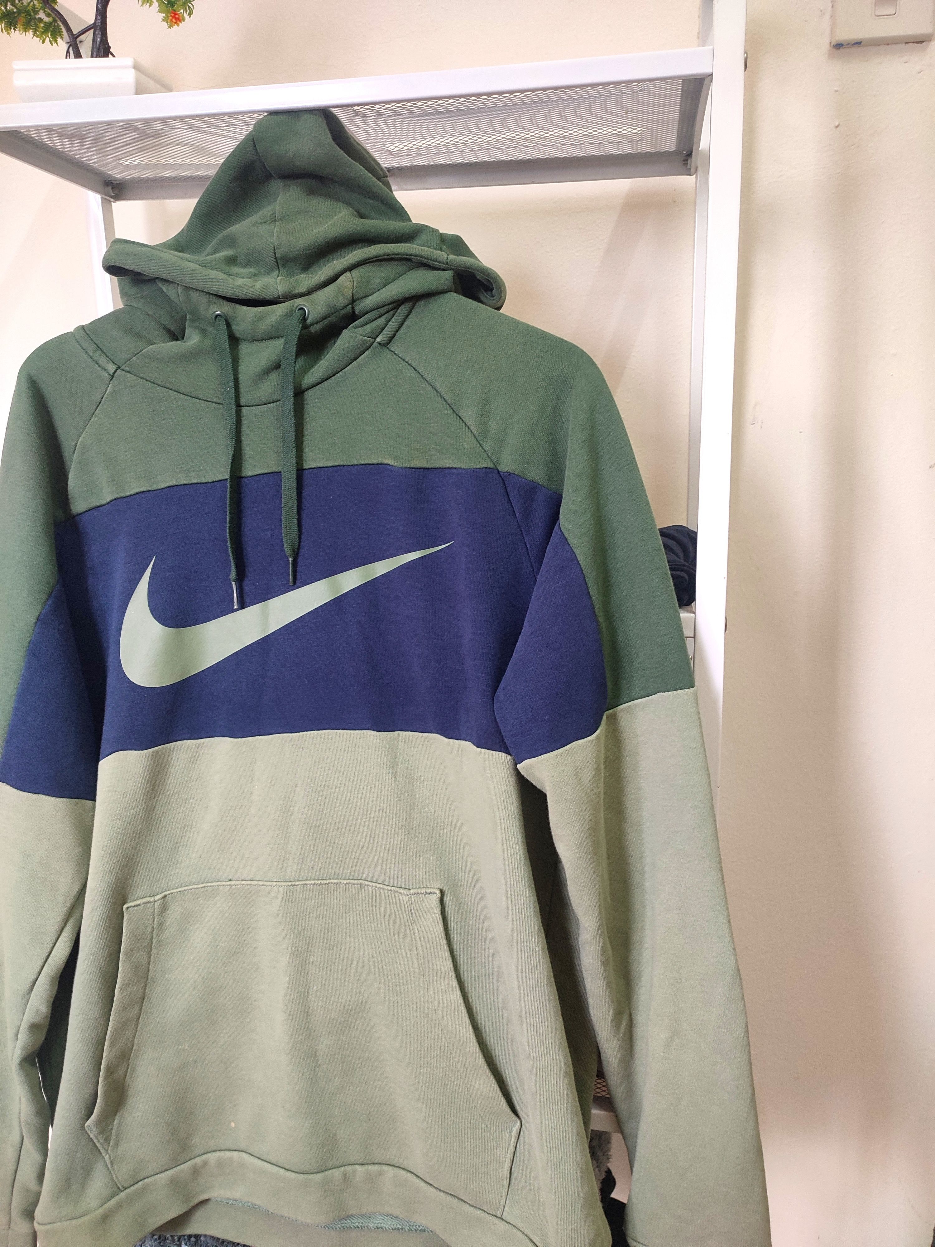 Nike Nike Multi Colour Big Swoosh Hoodies Size US L / EU 52-54 / 3 - 5 Thumbnail
