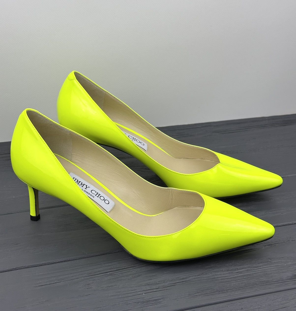 Jimmy Choo Jimmy Choo Yellow Patent Leather Pointed Toe Pumps Heels Size US 10 / IT 40 - 2 Thumbnail