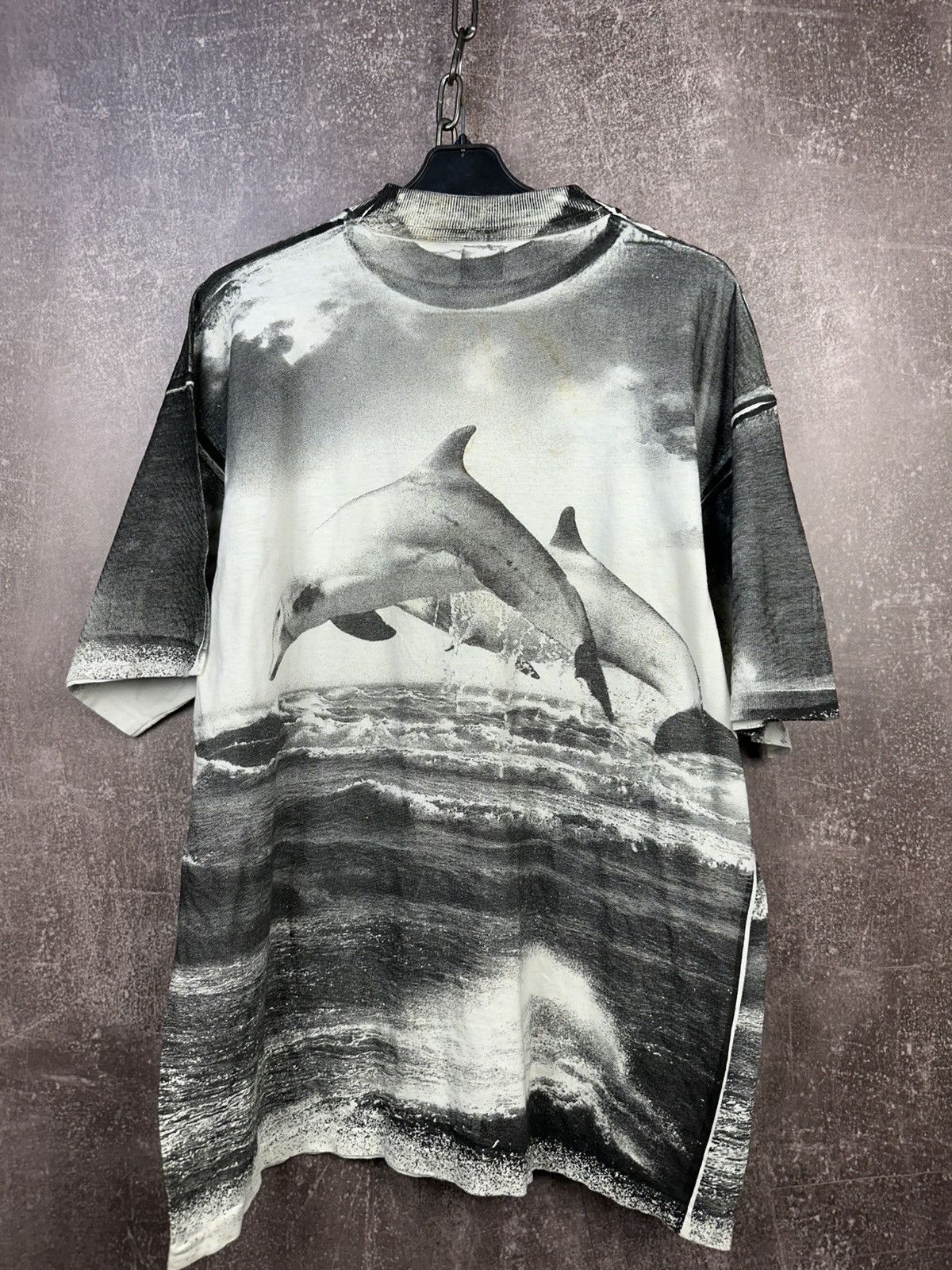 Vintage Vintage 90s animal tee dolphin big print logo Size US XL / EU 56 / 4 - 2 Thumbnail