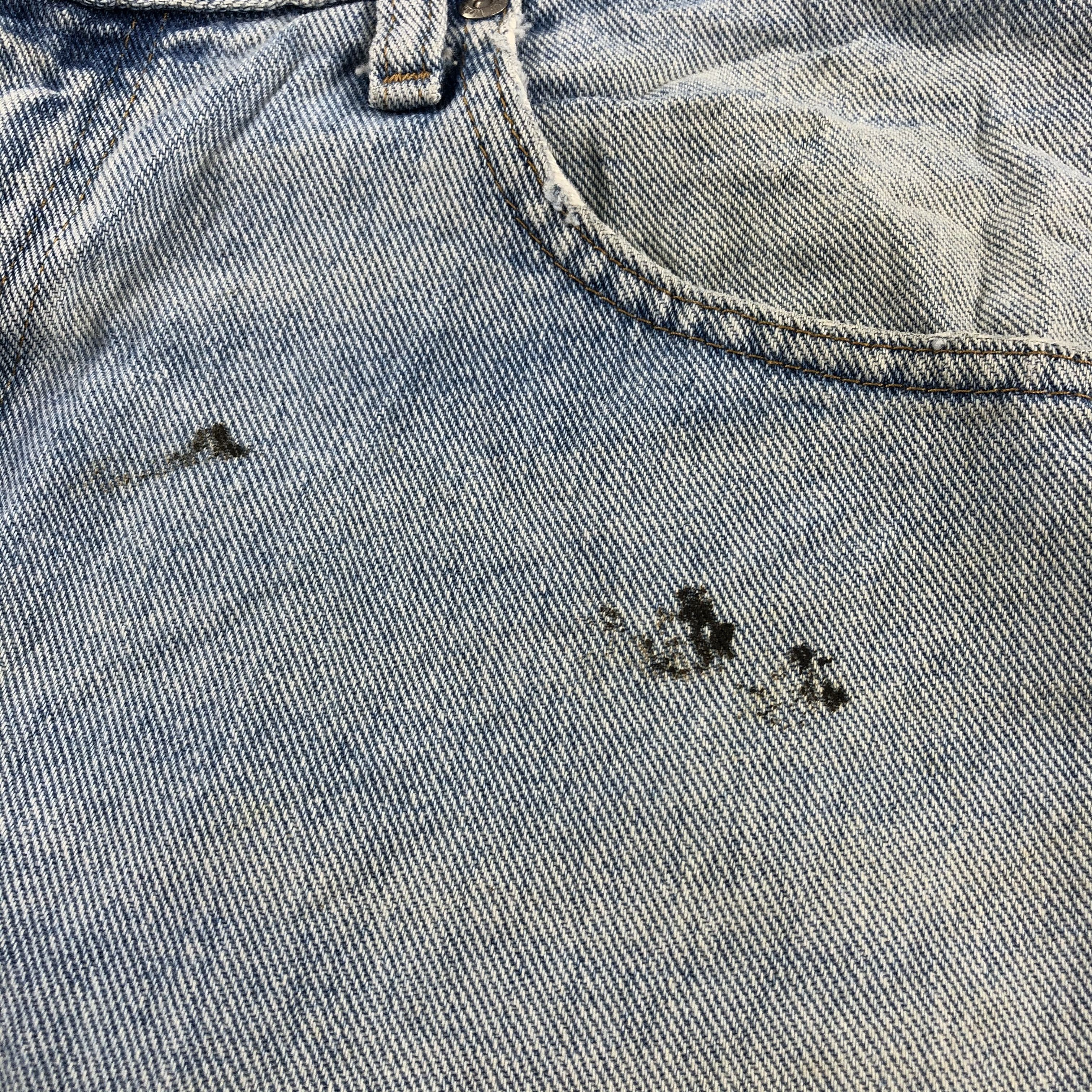 Vintage Vintage Light Wash Wrangler Jeans-J2400 Size US 35 - 9 Thumbnail