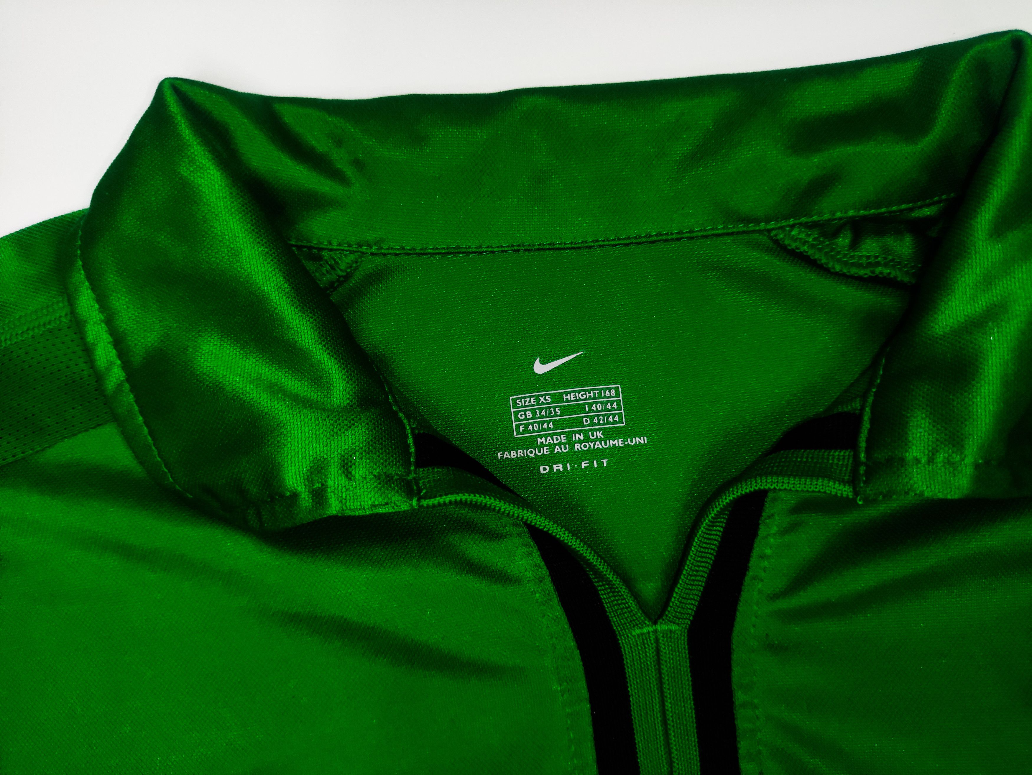 Nike Gilewicz #9 Tirol Innsbruck 2001 2002 Nike Home Shirt Size US S / EU 44-46 / 1 - 3 Thumbnail