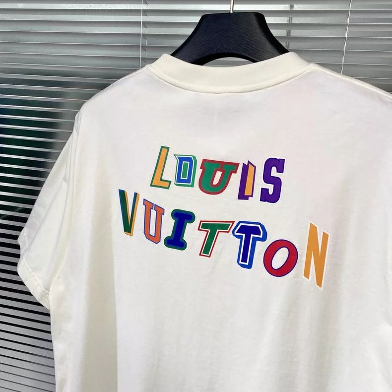 Louis Vuitton LOUIS VUITTON Letter logo short sleeves 2504-Nextarrow Size US S / EU 44-46 / 1 - 4 Thumbnail