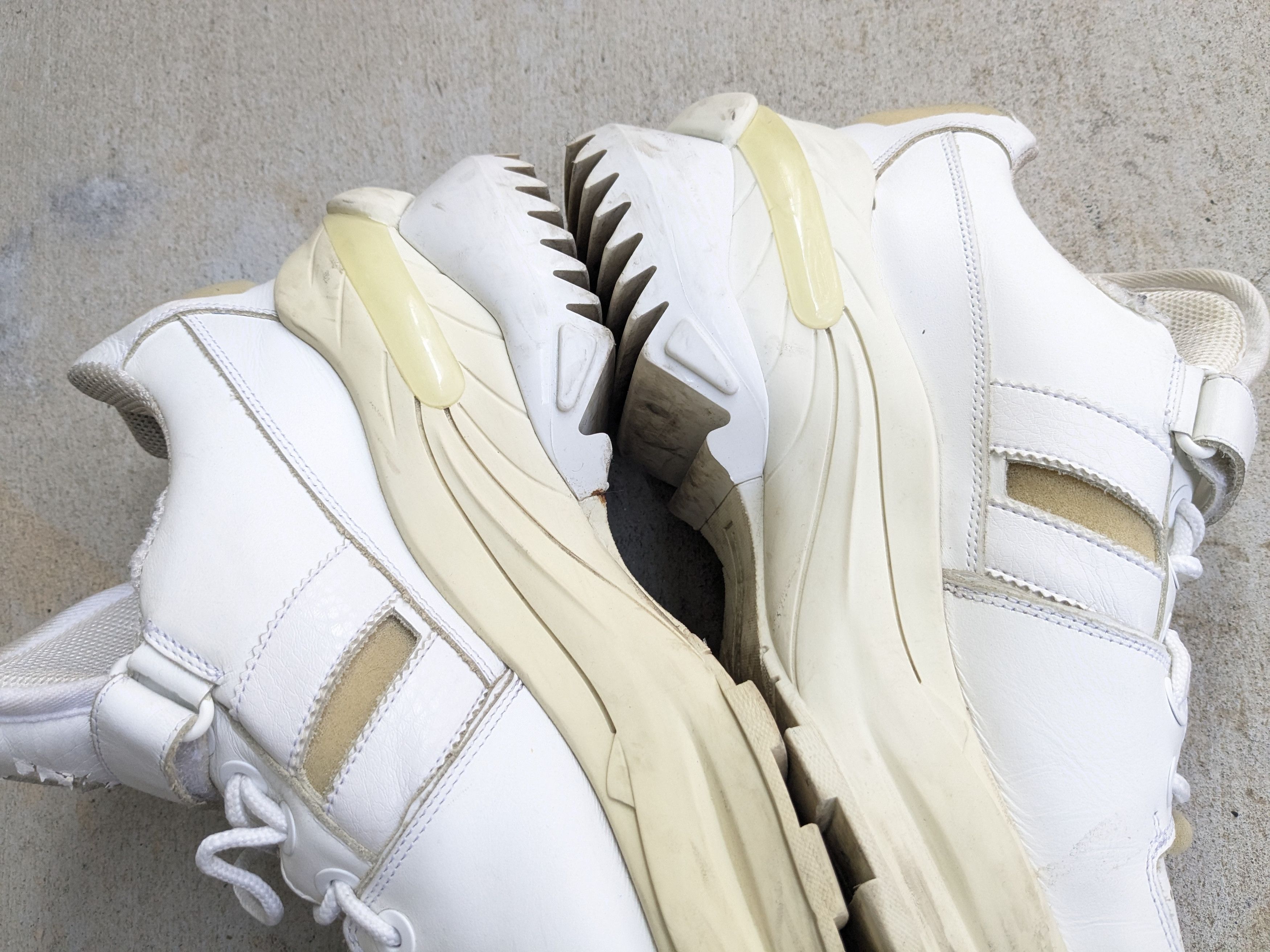 Maison Margiela Maison Margiela Retrofit Sneakers White 12 45 Leather Size US 12 / EU 45 - 10 Thumbnail