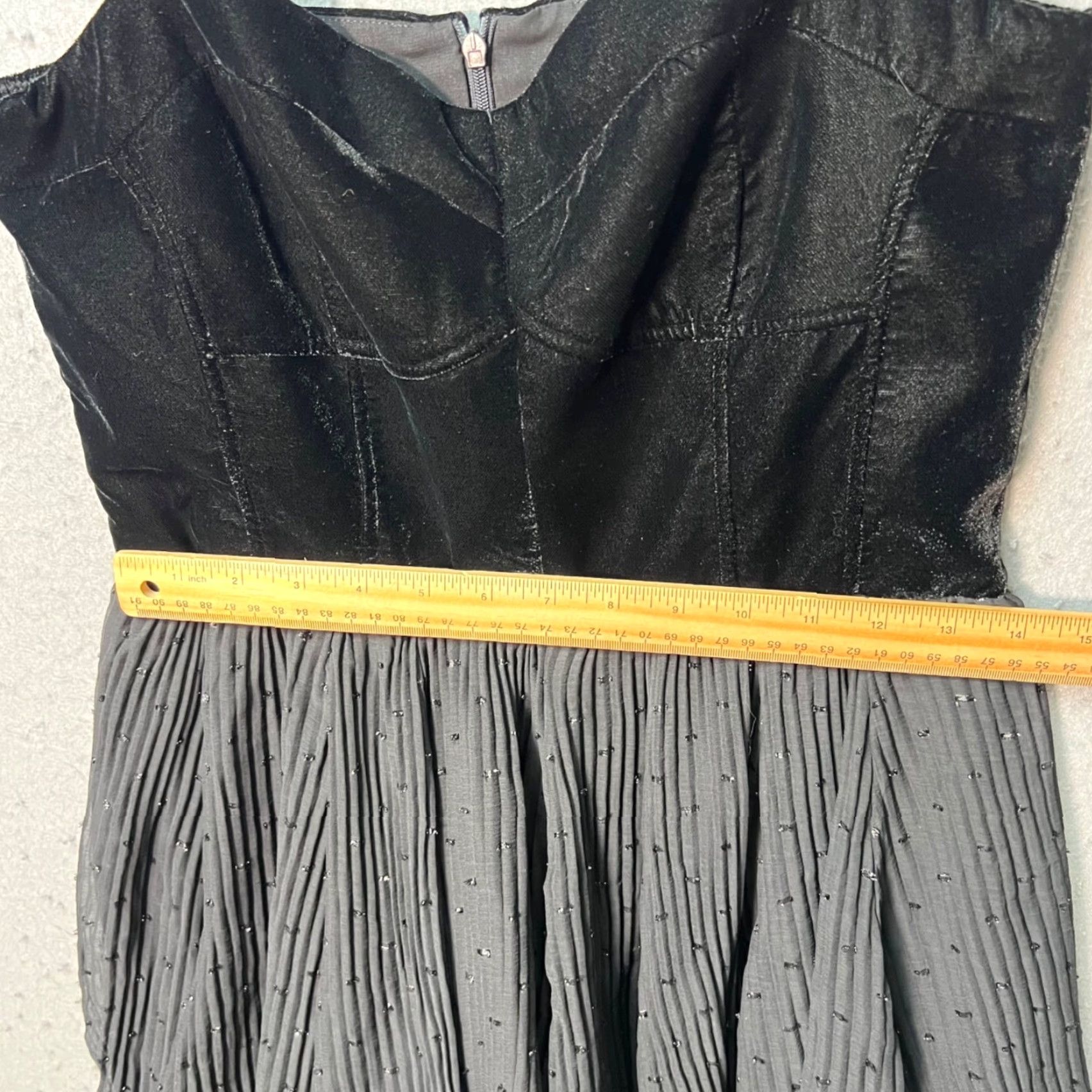 Zara Zara Dress Mini Velvet Beaded Skirt Adjustable Straps Black L Women Adult Large Party Cocktail 90s? Size 36" / US 14 / IT 50 - 7 Thumbnail