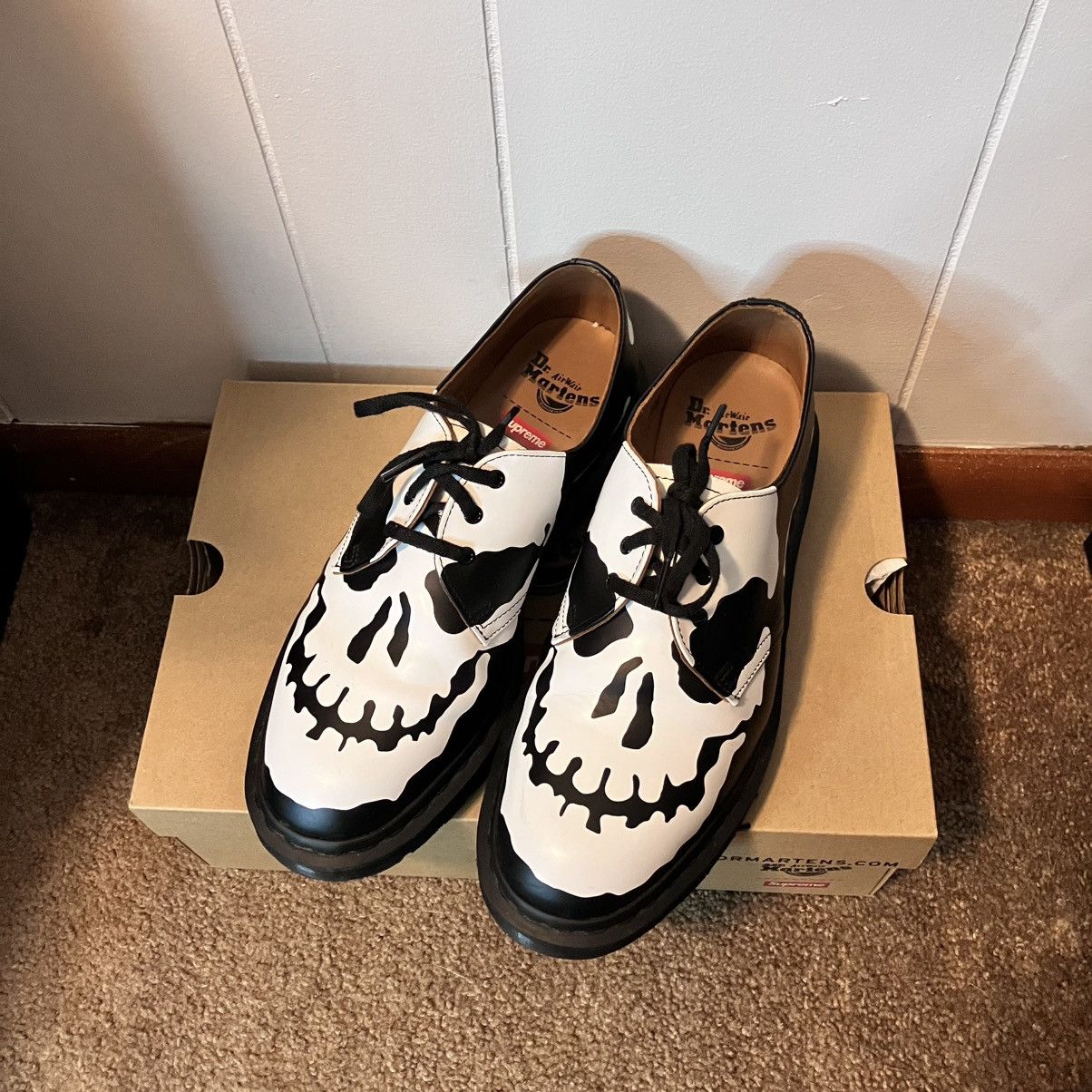 Supreme Dr martens Skull Shoes black