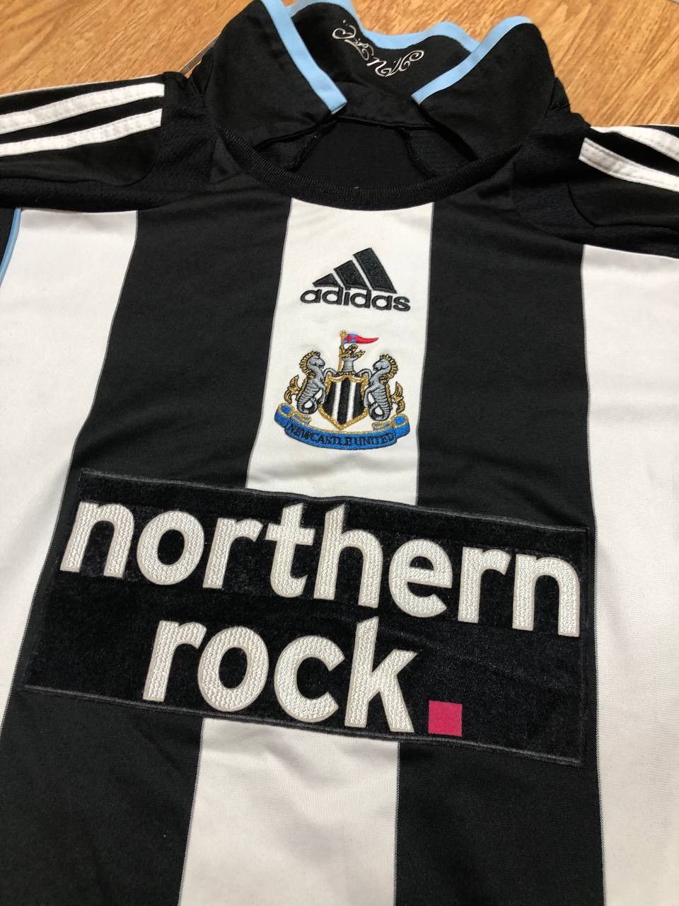 Adidas Vintage Newcastle United Adidas Home Shirt #11 Size US L / EU 52-54 / 3 - 9 Thumbnail