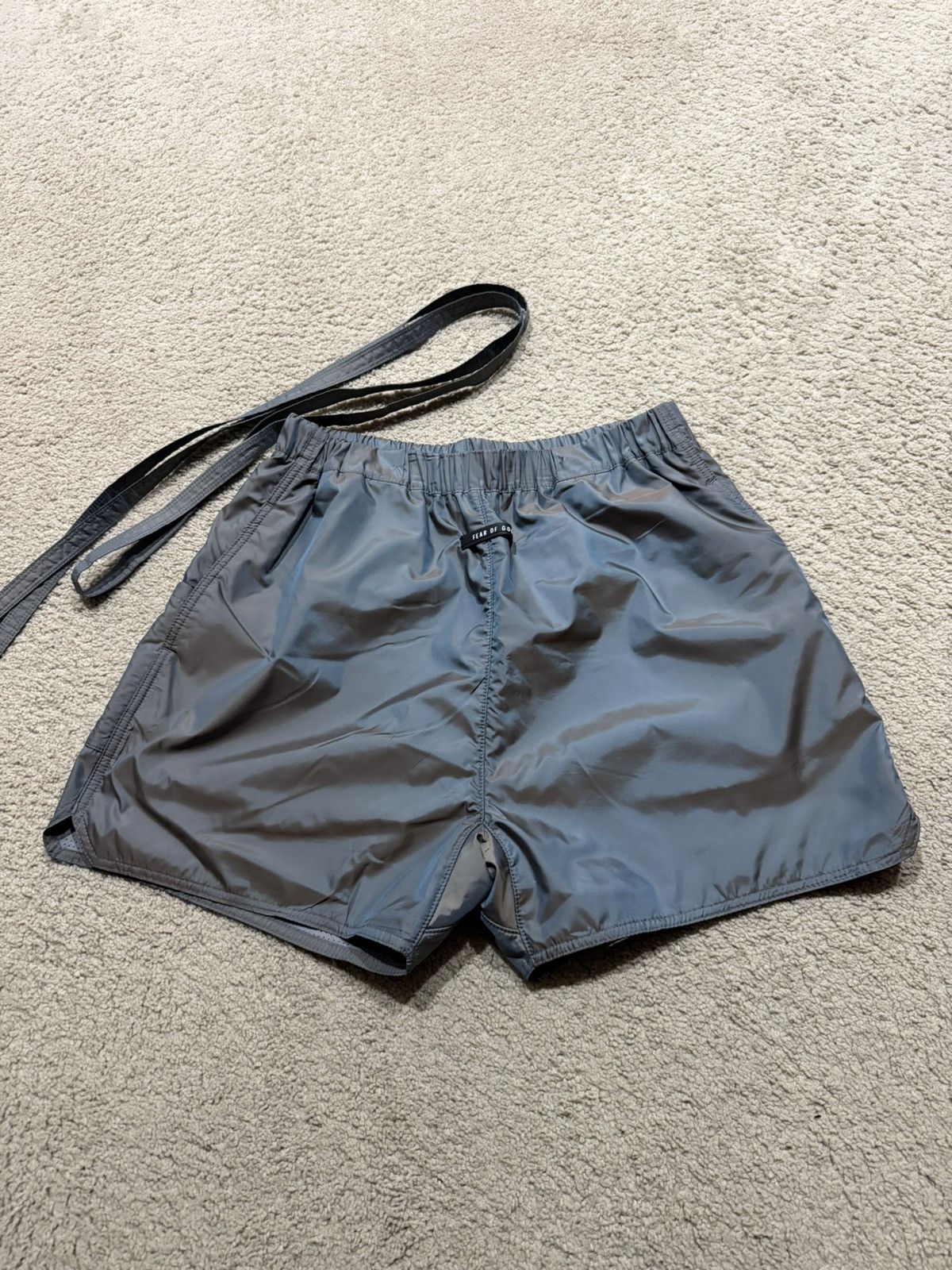 Fear of God Fear of God, green iridescent military shorts Size US 30 / EU 46 - 10 Thumbnail