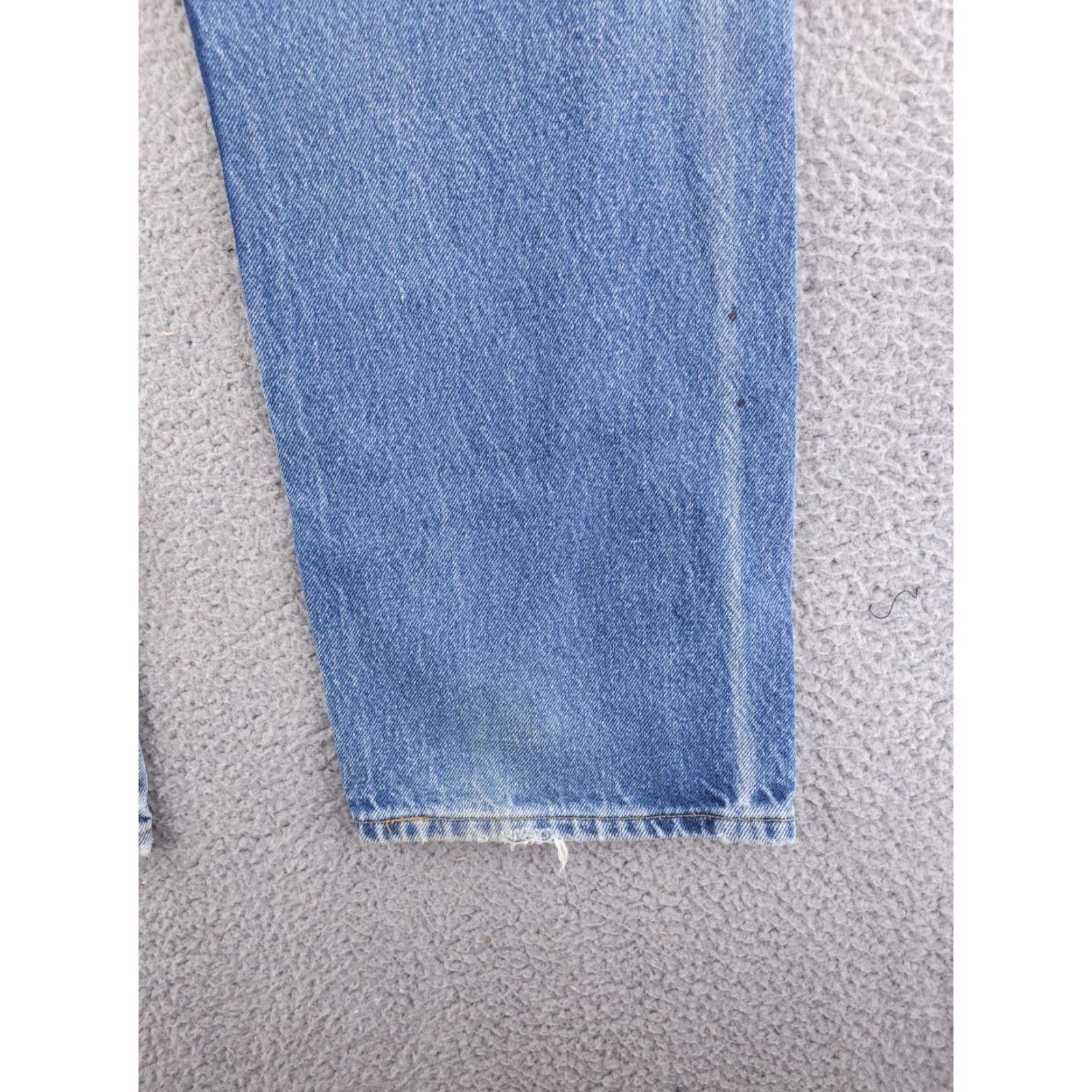 Levi's VINTAGE Levi's Jeans Mens 505 Straight 36x32 Blue Medium Wash Distressed Denim Regular Fit Button Size US 36 / EU 52 - 5 Thumbnail