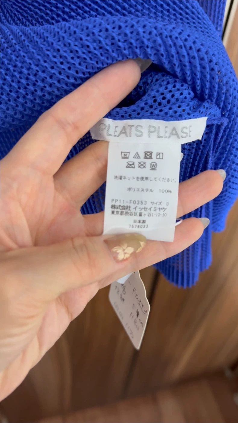 issey miyake size:3 Blue pleated cardigan