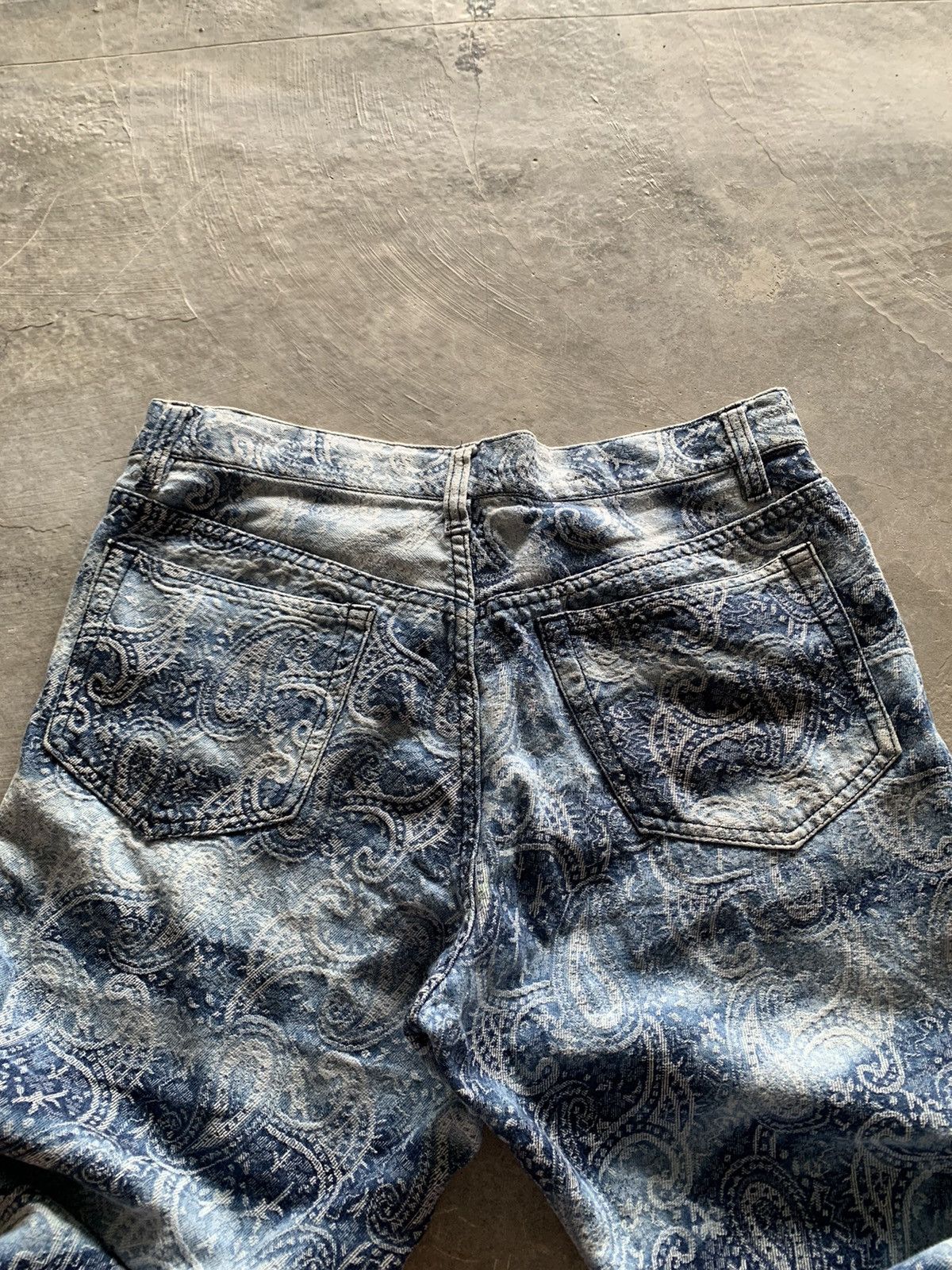 5351 POUR LES HOMMES insane 5351 pour les hommes Flared washed paisley jeans Size US 29 - 14 Thumbnail