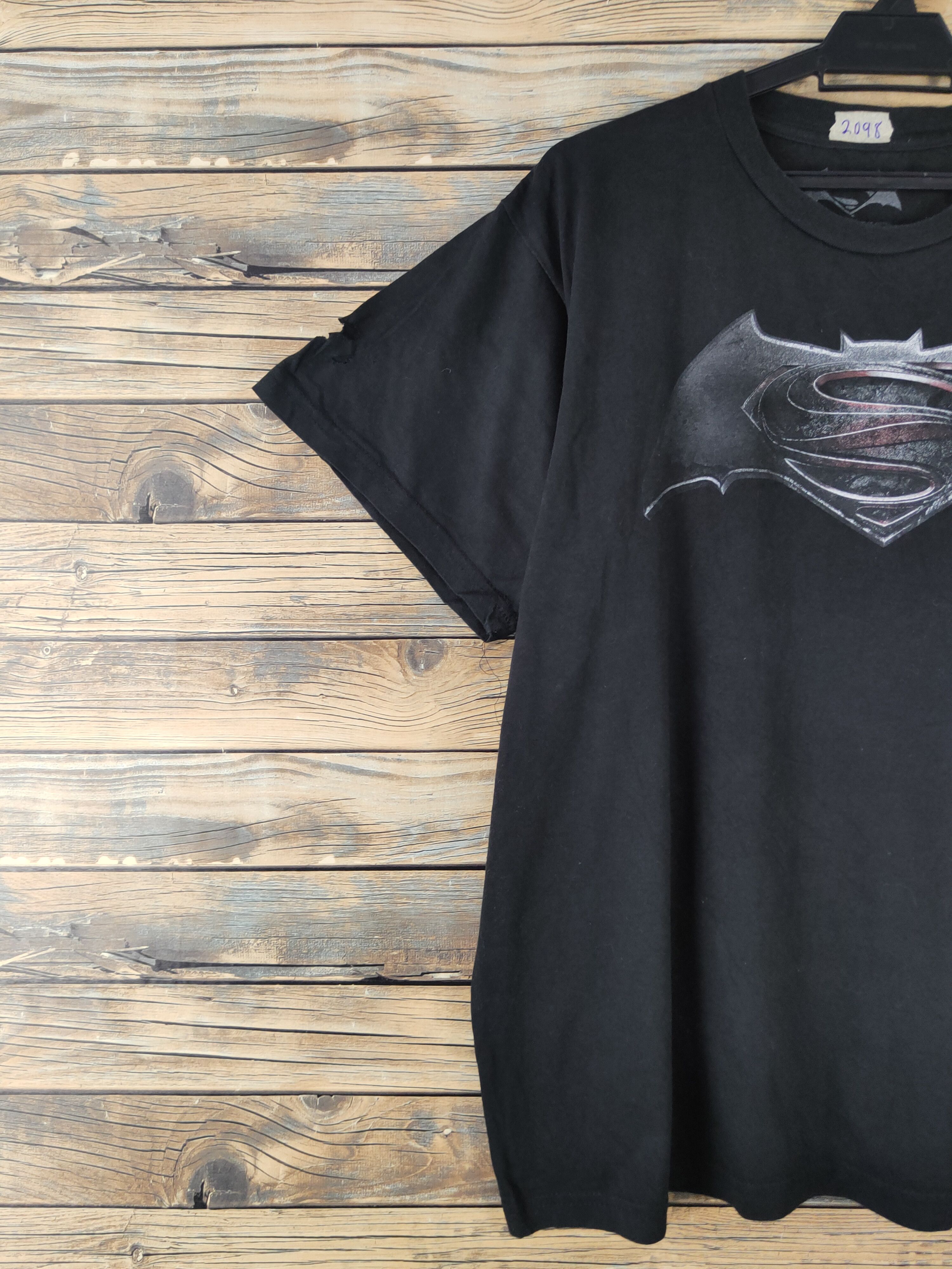 Other DL Batman vs Superman Black Short Sleeve T-shirt #2098 Size US XL / EU 56 / 4 - 3 Thumbnail