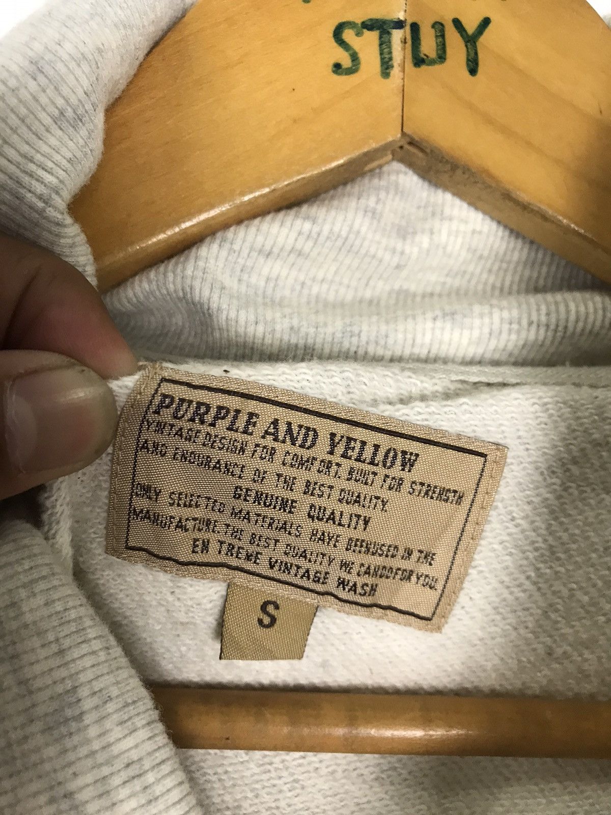 Japanese Brand Purple and Yellow Sweater Size US S / EU 44-46 / 1 - 7 Thumbnail