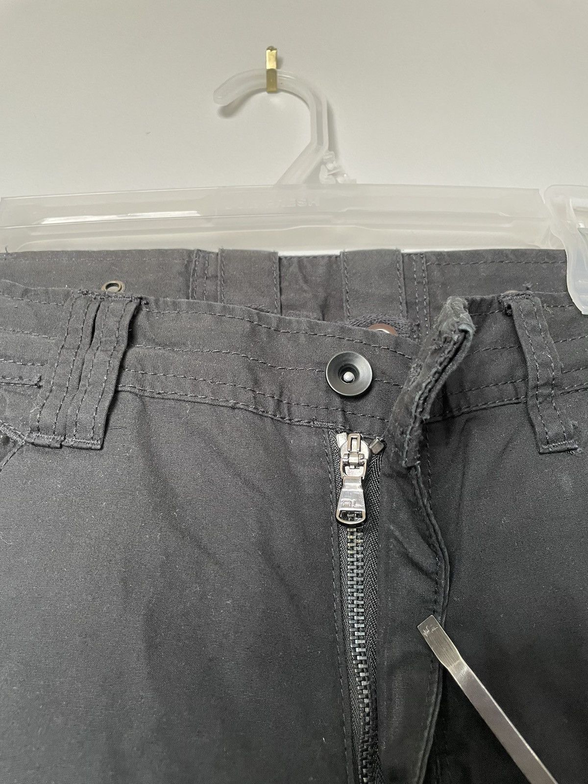 Ralph Lauren Black Label Ralph Lauren Black Label Multi Pocket Cargo pants Size US 32 / EU 48 - 18 Thumbnail