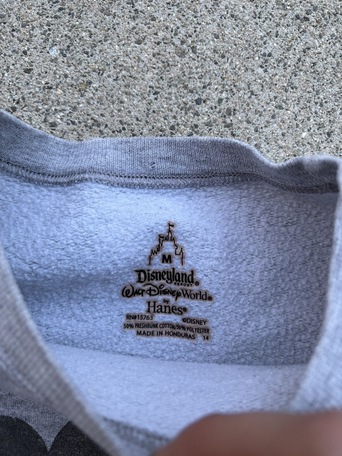 Disney 2000s Mickey Mouse Disneyland Hanes Grey Crewneck Sweatshirt Size US M / EU 48-50 / 2 - 3 Thumbnail