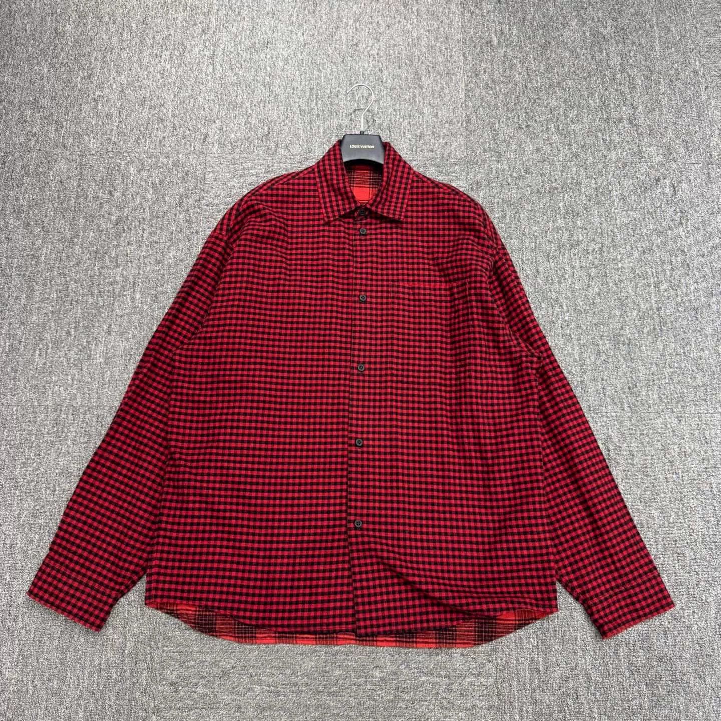 Balenciaga reversible checkered shirt by balenciaga. Size US S / EU 44-46 / 1 - 1 Thumbnail