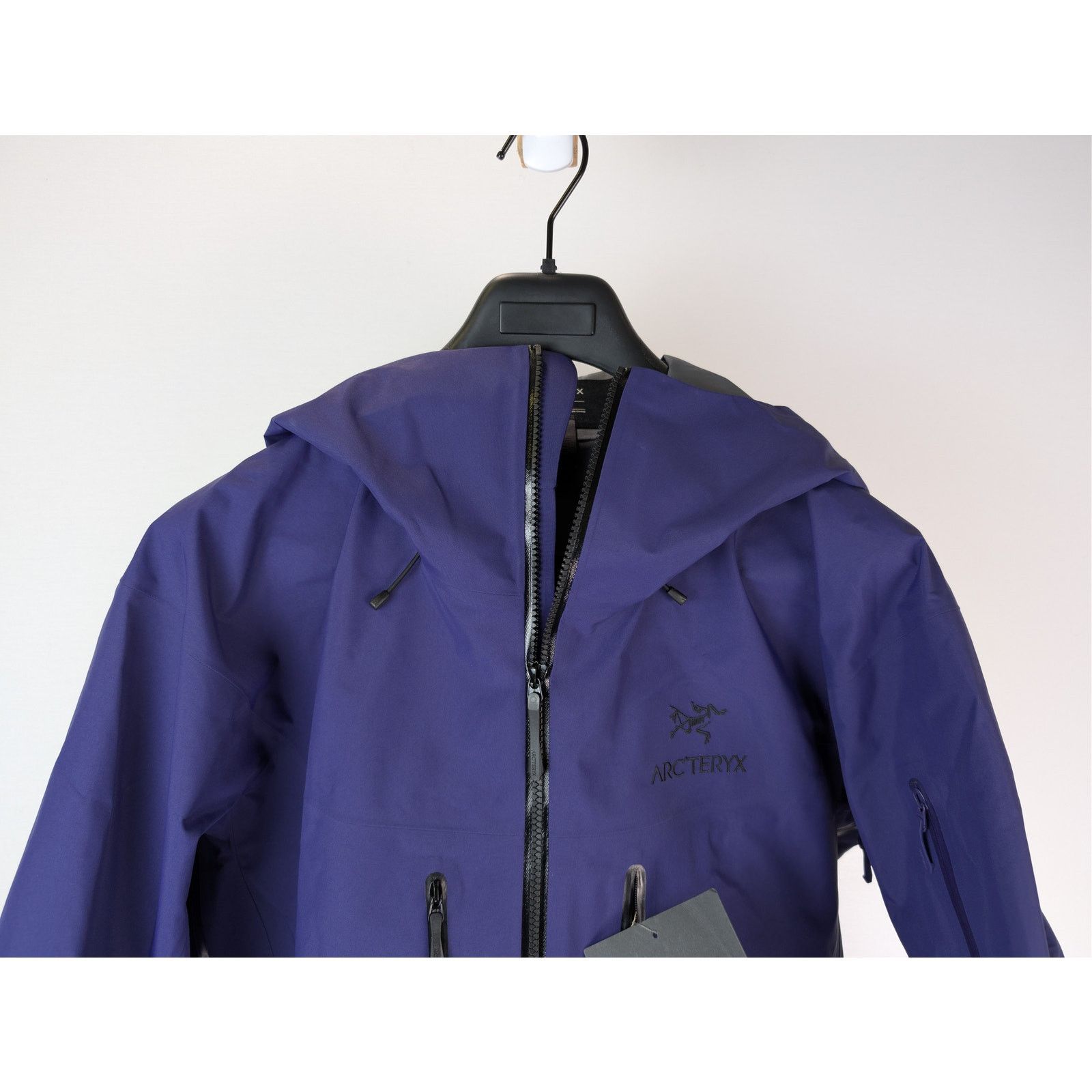 Arc'teryx o1rshd1 Alpha SV Jacket in Soulsonic / Black Size US XL / EU 56 / 4 - 3 Thumbnail
