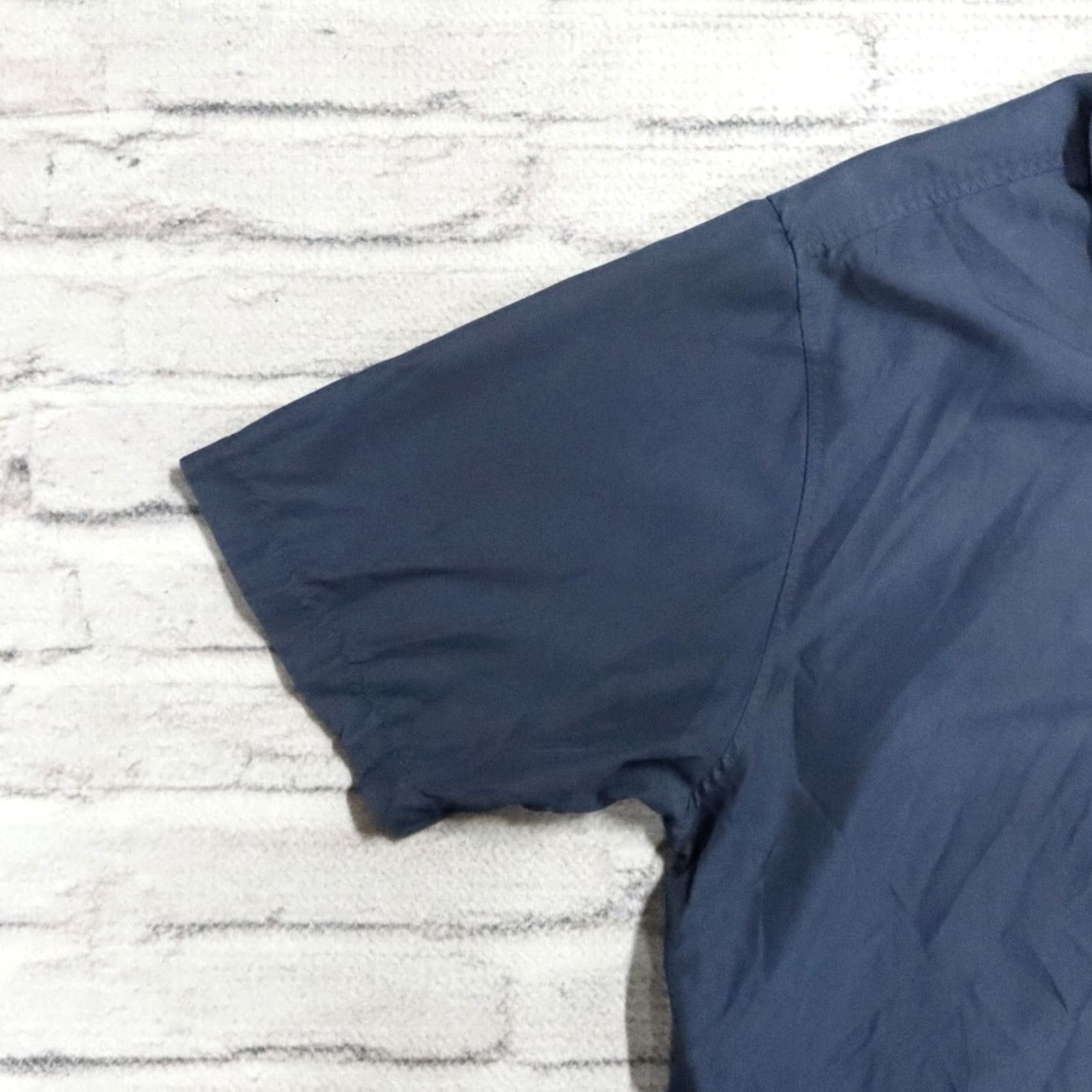 Oakley VINTAGE Oakley Button Shirt Shirt XL Navy XS Size US XL / EU 56 / 4 - 4 Thumbnail