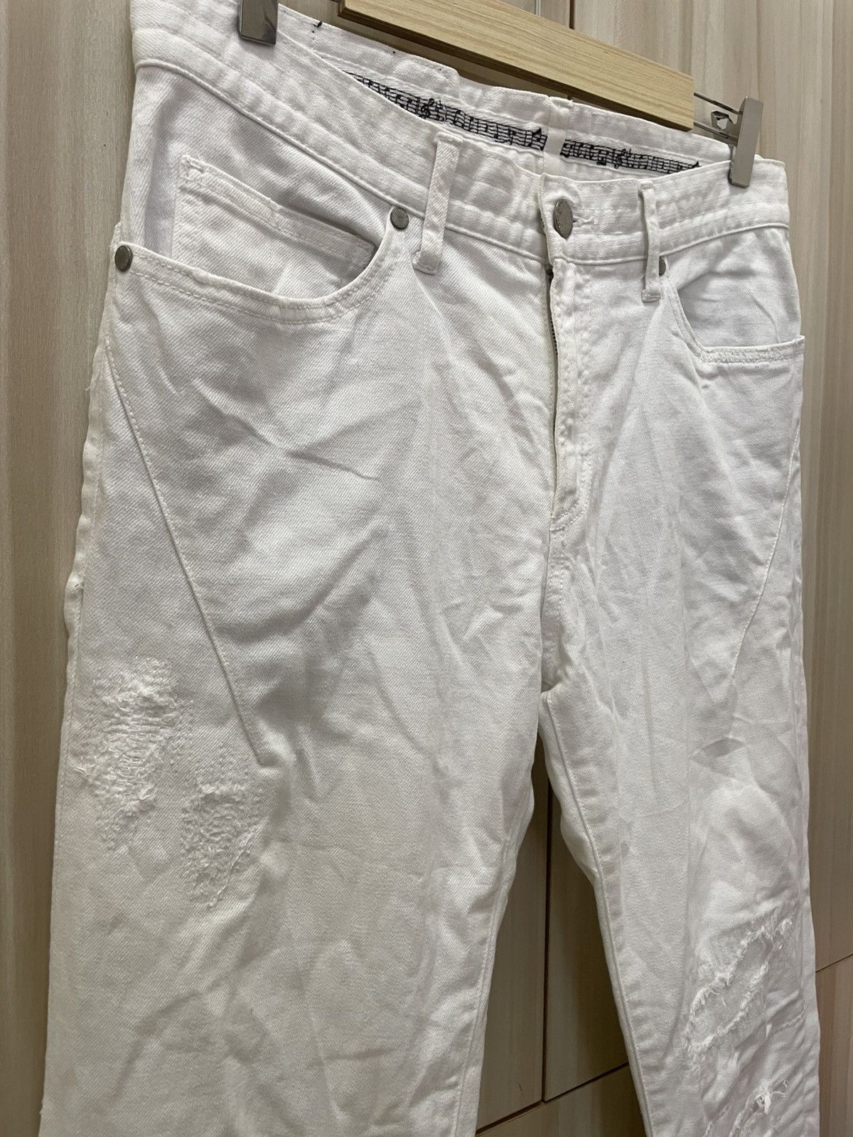 Number (N)ine Number Nine x Loveless Guild Prime White Distressed Jeans Size US 33 - 6 Thumbnail