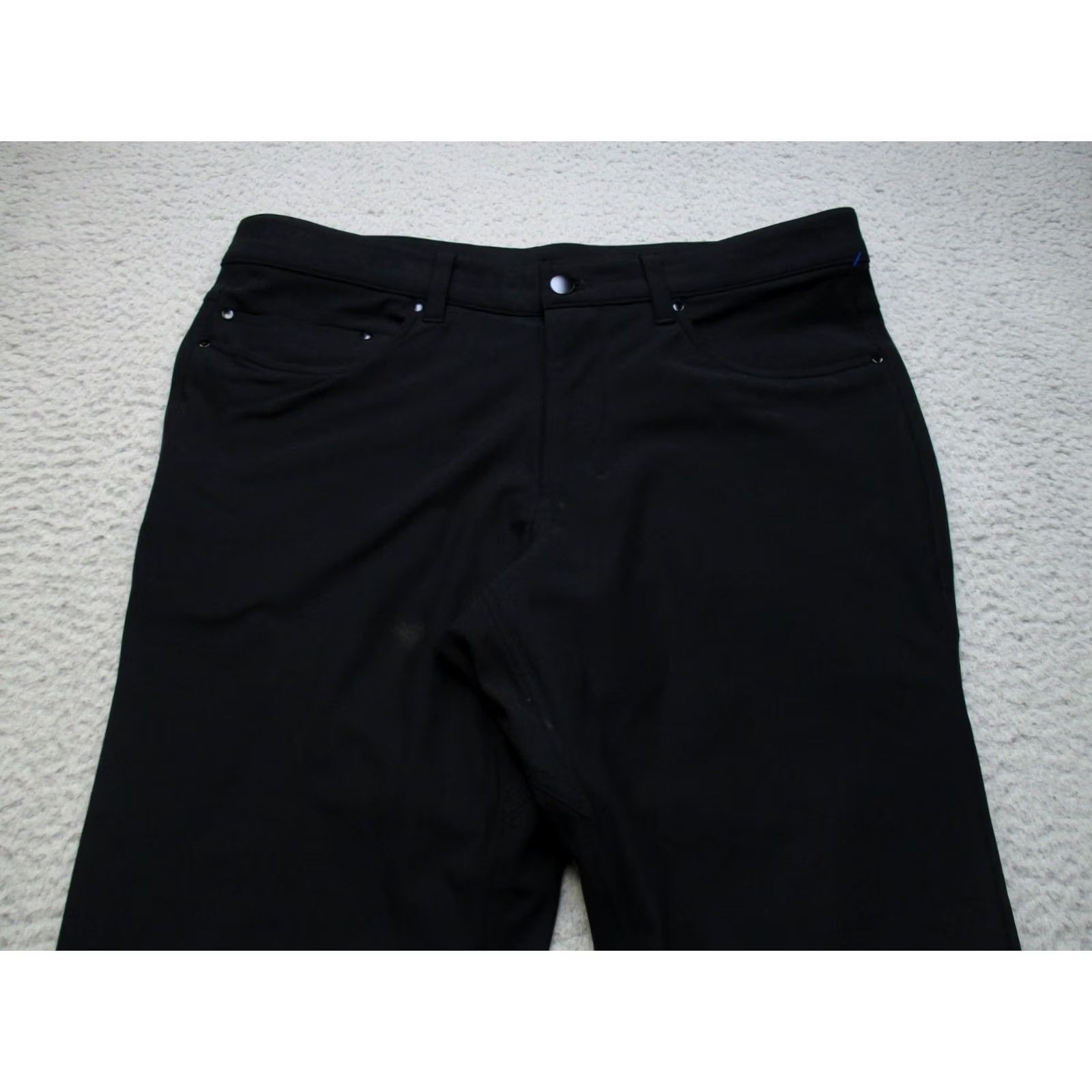 Lululemon Lululemon ABC Pants Mens 32 Black Slim Fit Chino Casual Warpstreme Golf Travel Pants Jeans Trousers Slim 5-Pocket Design Size US 33 - 2 Thumbnail