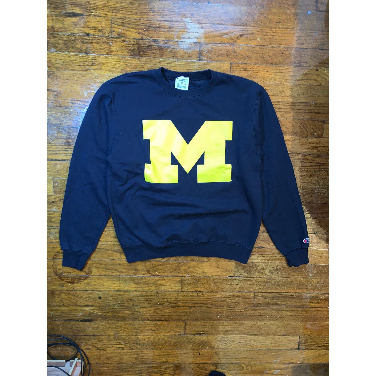 Vintage Michigan Wolverines Champion Navy Blue Sweatshirt M Size US M / EU 48-50 / 2 - 1 Thumbnail