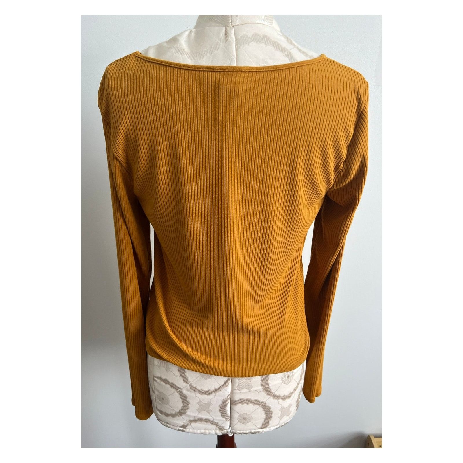 H&M H & M Junior's Ribbed Mustard Button Up Sweater Large Size L / US 10 / IT 46 - 5 Thumbnail