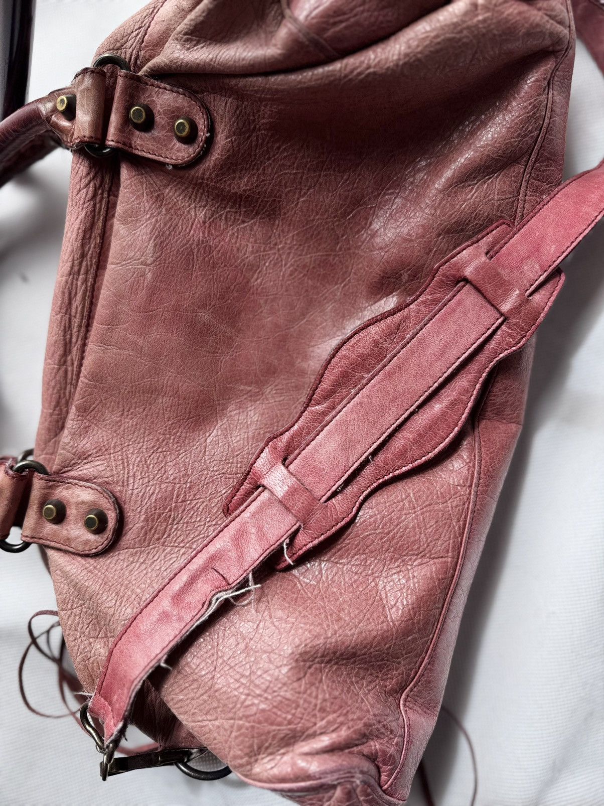 Balenciaga × Designer × Vintage Vintage Balenciaga City Bag Distressed Leather Handbag Size ONE SIZE - 21 Thumbnail