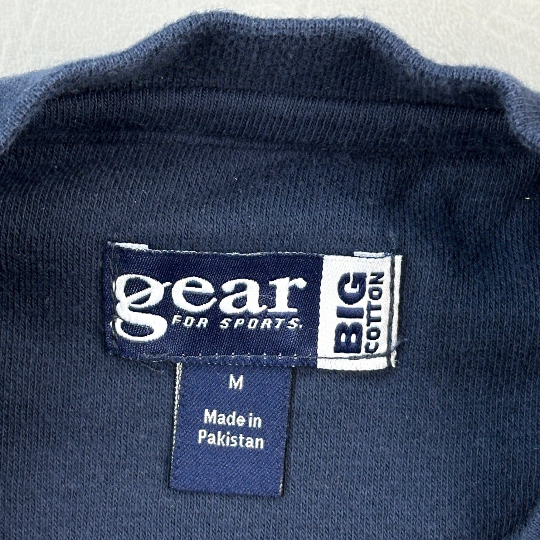 NCAA Gear For Sports Sweatshirt Womens Medium 2015 NCAA Final Four Sewn Logo Pullover Size M / US 6-8 / IT 42-44 - 4 Thumbnail
