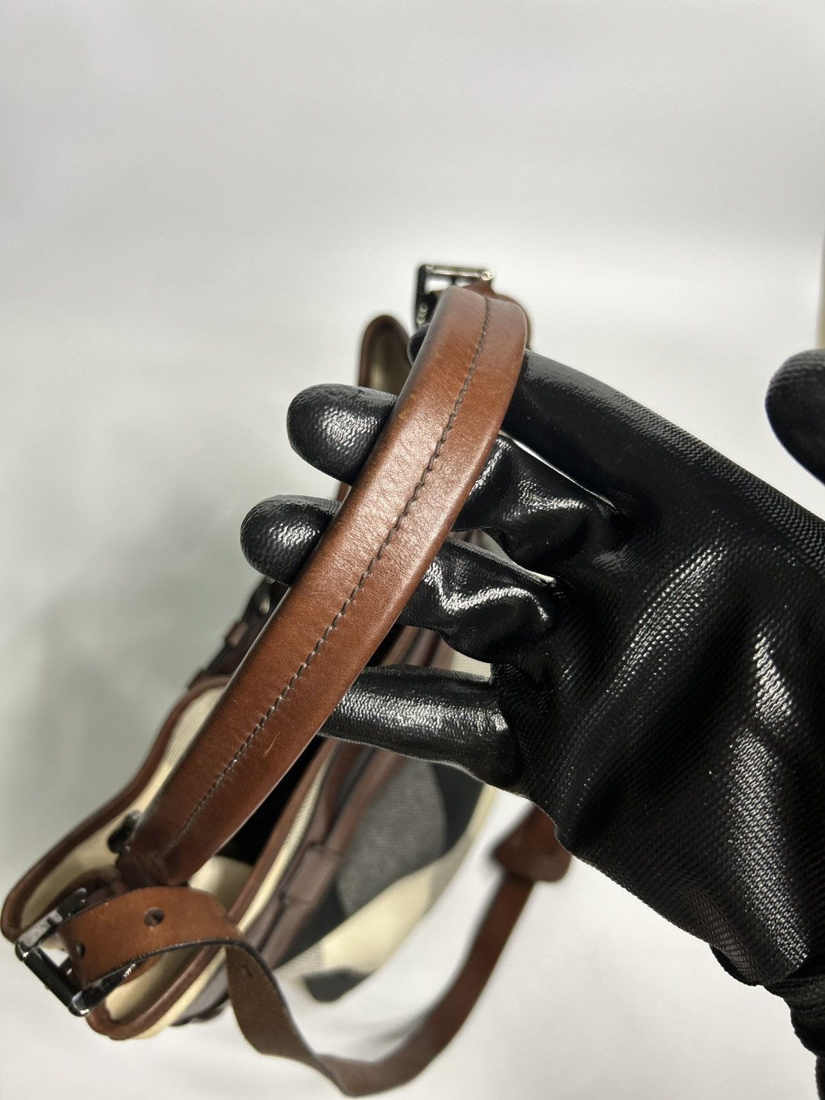 Burberry Burberry Mega Check Canvas Dark Leather Lowry Size ONE SIZE - 6 Thumbnail
