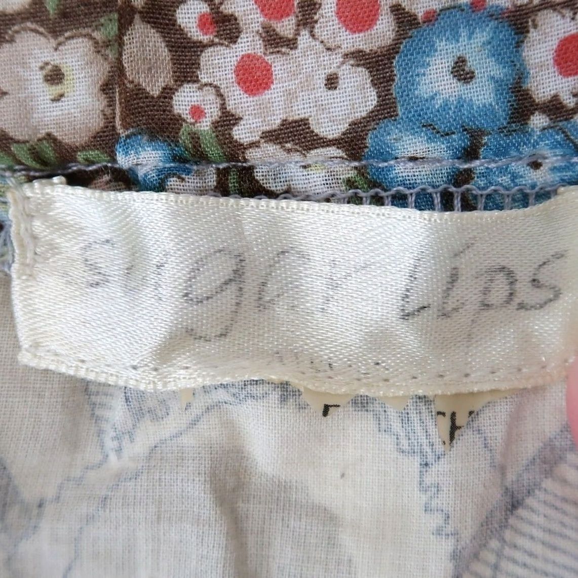 Sugar VINTAGE Sugar Lips Romper S Cream Grey Floral Leaf Strapless 2000s Womens Size 28" / US 6 / IT 42 - 4 Thumbnail