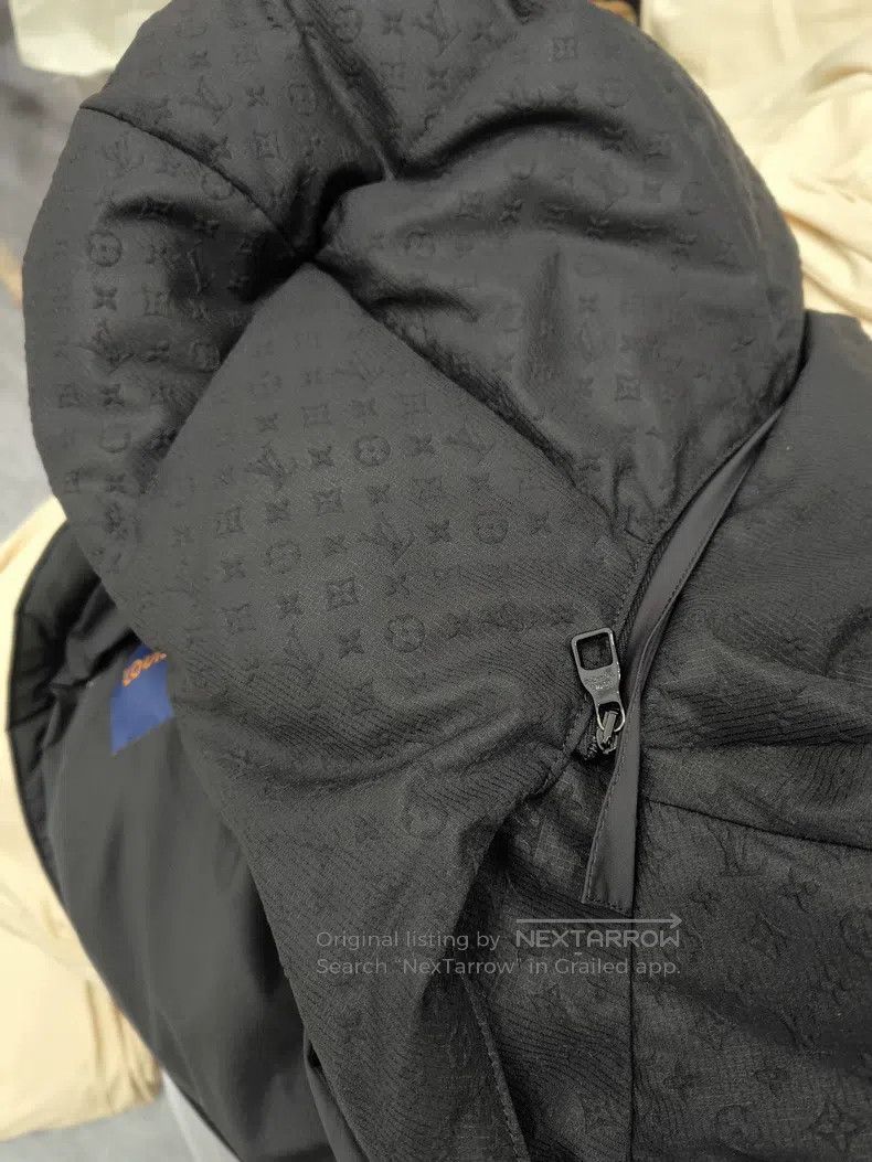 Louis Vuitton Louis Vuitton 24 SS dark pattern presbyopic down jacket Size US S / EU 44-46 / 1 - 8 Thumbnail