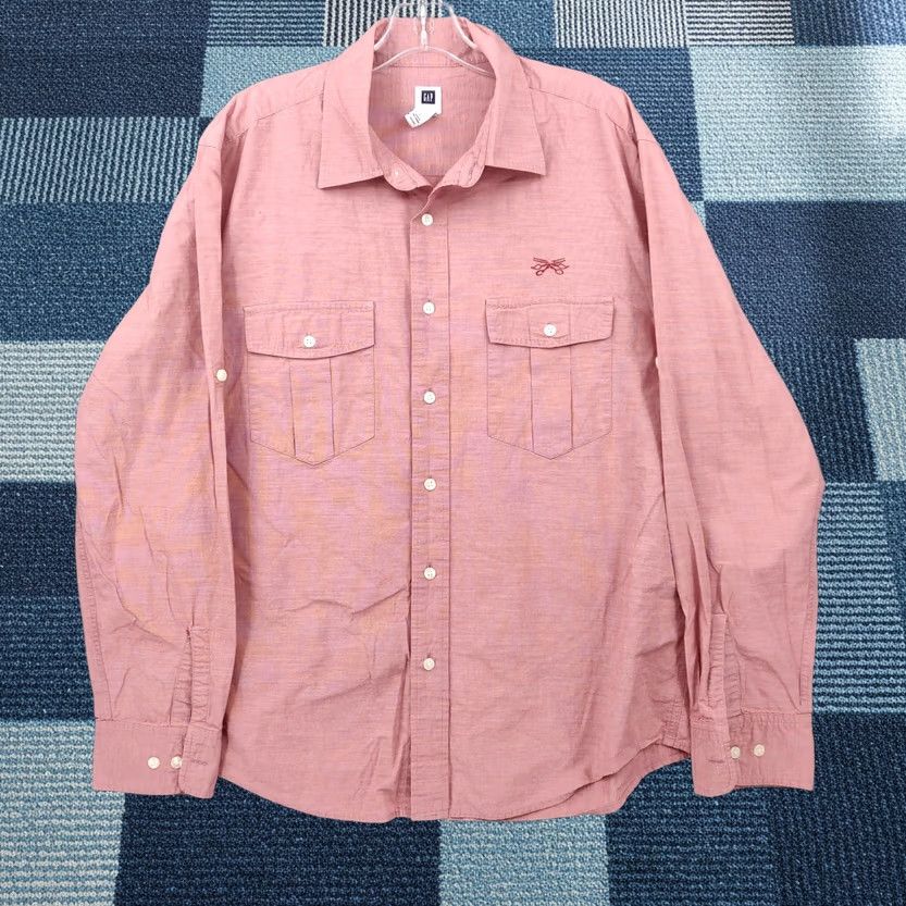 Gap Gap Mens Shirt L Red Solid Pockets Long Sleeve Cotton Button-Up Casual Workwear, Brand Gap Size US L / EU 52-54 / 3 - 1 Thumbnail