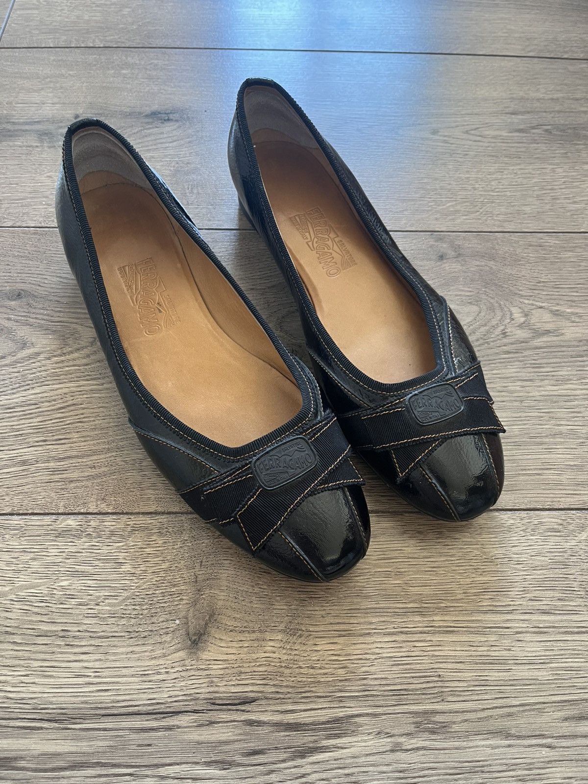 Salvatore Ferragamo Salvatore Ferragamo Leather Ballet Flats Size US 10 / IT 40 - 1 Thumbnail