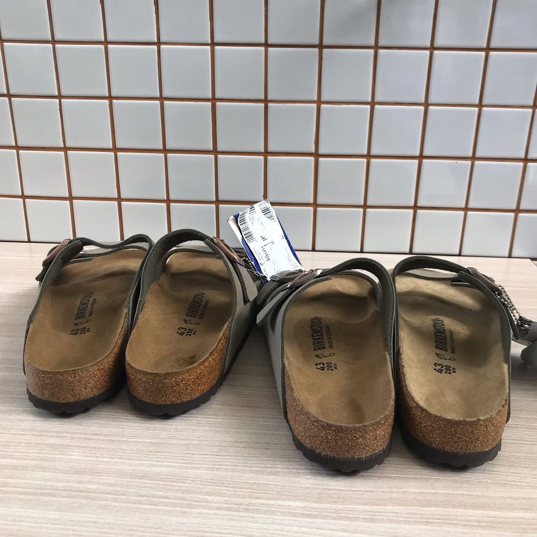 Birkenstock Steal Deal Birkenstock Arizona Birkibuc grey Stone Sandals Size US 9 / EU 42 - 15 Thumbnail